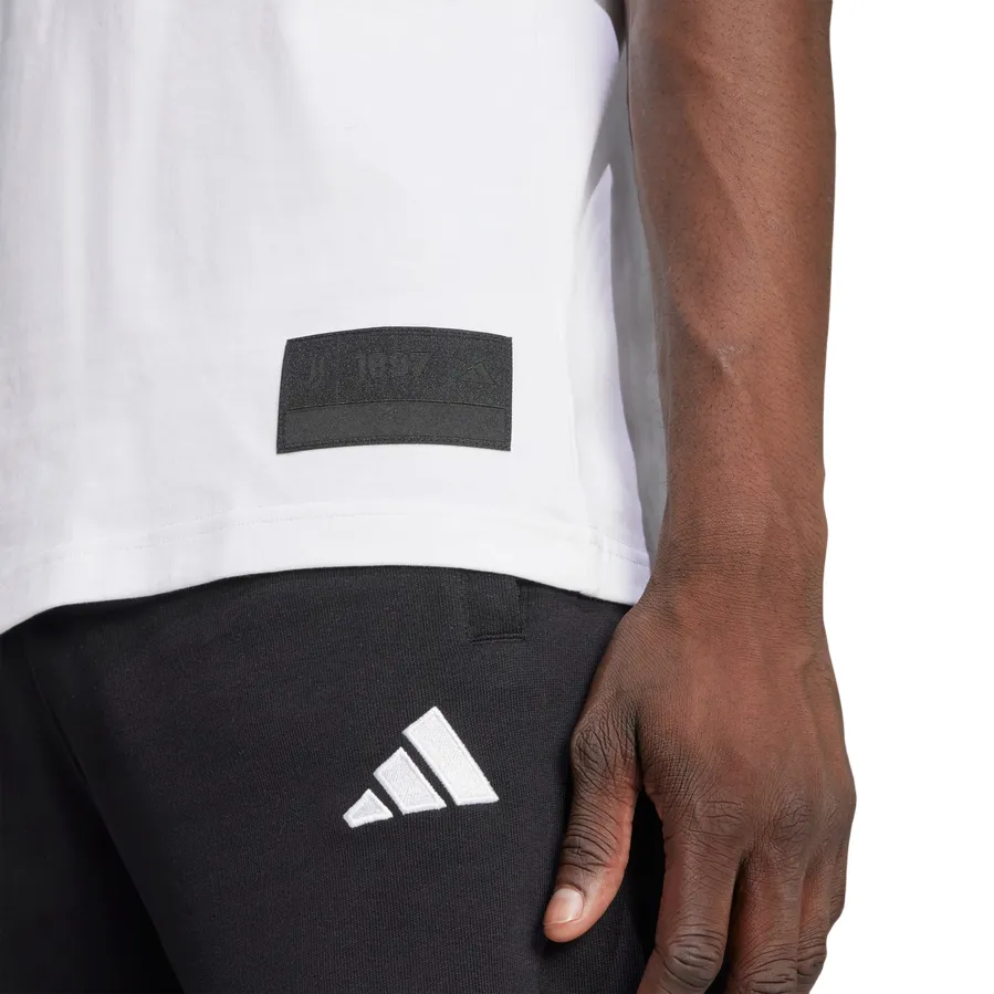 On-the-Go Comfort Timeless Look Adidas JM9464 Maglia calcio Uomo