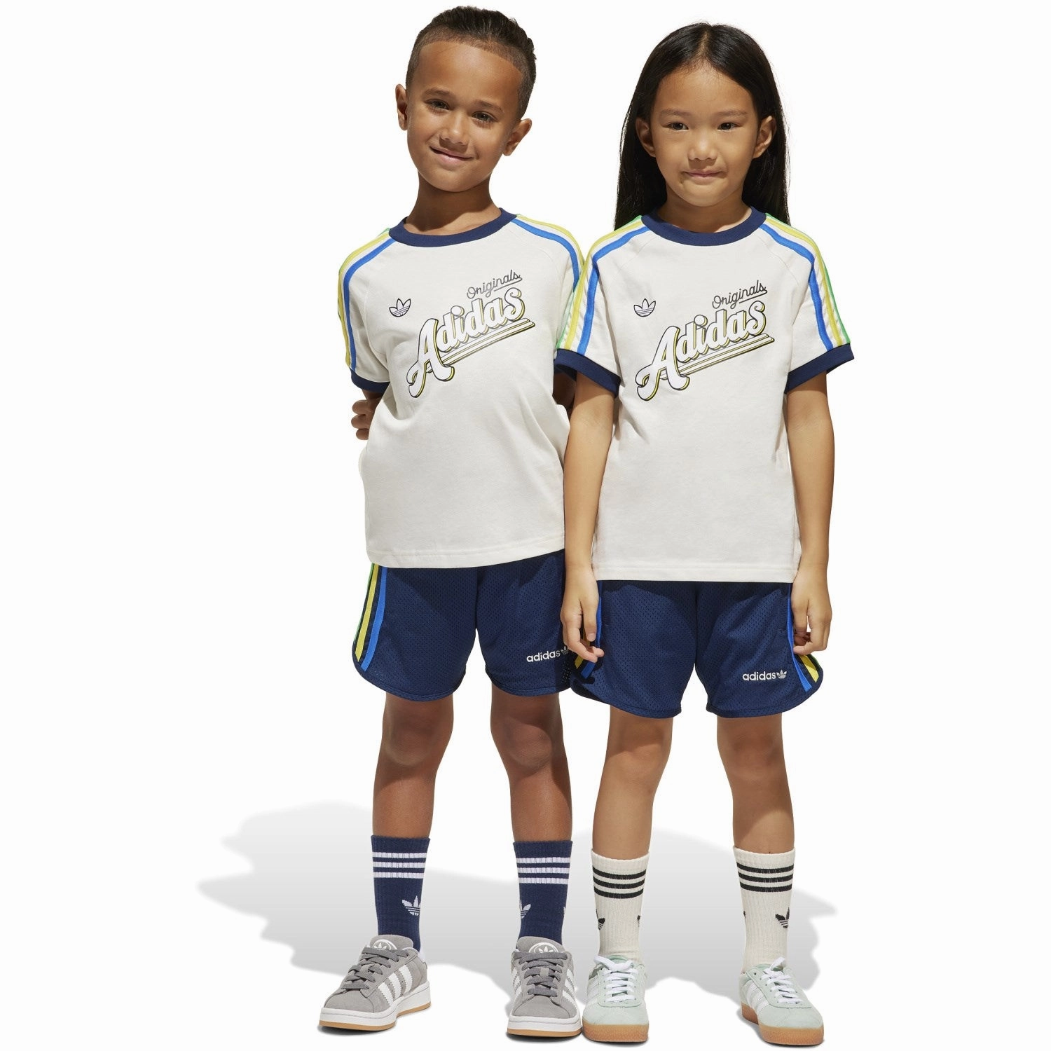 adidas Originals Cloud White/Night Indigo Shorts Tee Set TaglessDesign