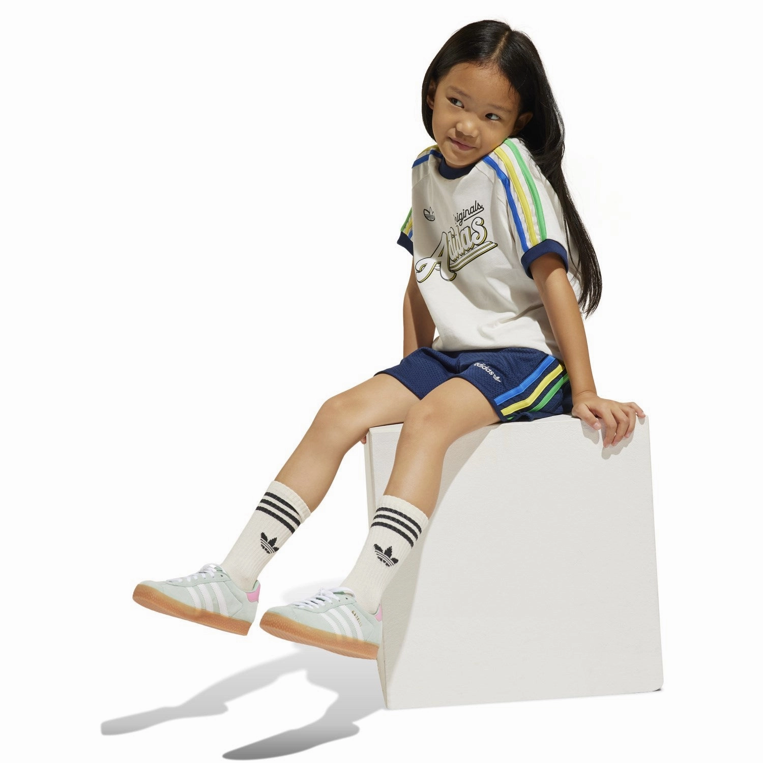 adidas Originals Cloud White/Night Indigo Shorts Tee Set All-Season Comfort Wear