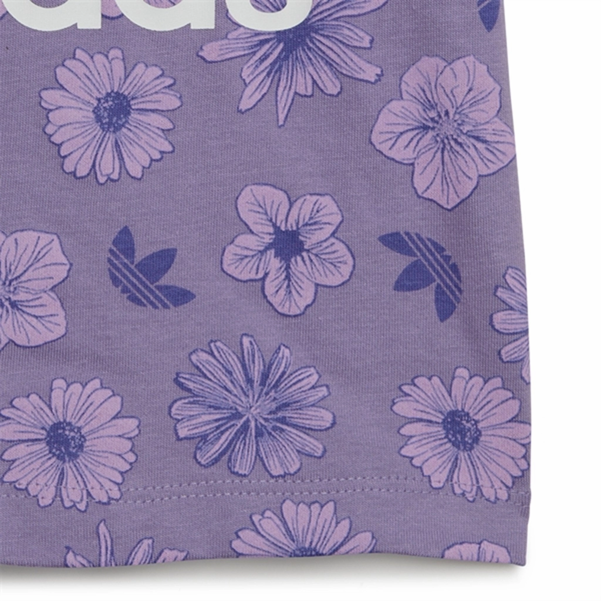 adidas Originals Maglil / Multi Color Shorts Tee Set Windproof Design