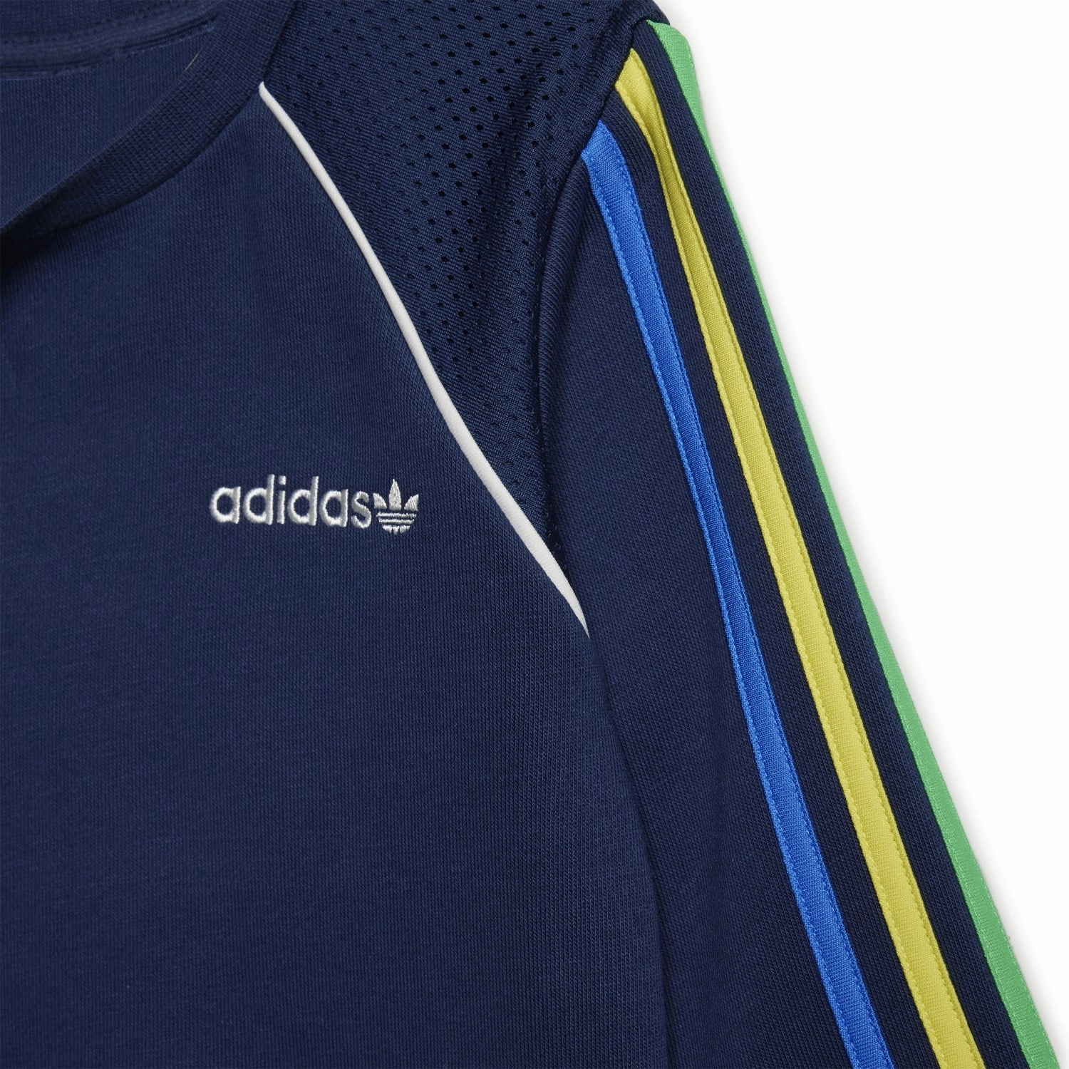 Soap Active Look adidas Originals Night Indigo Crew Set