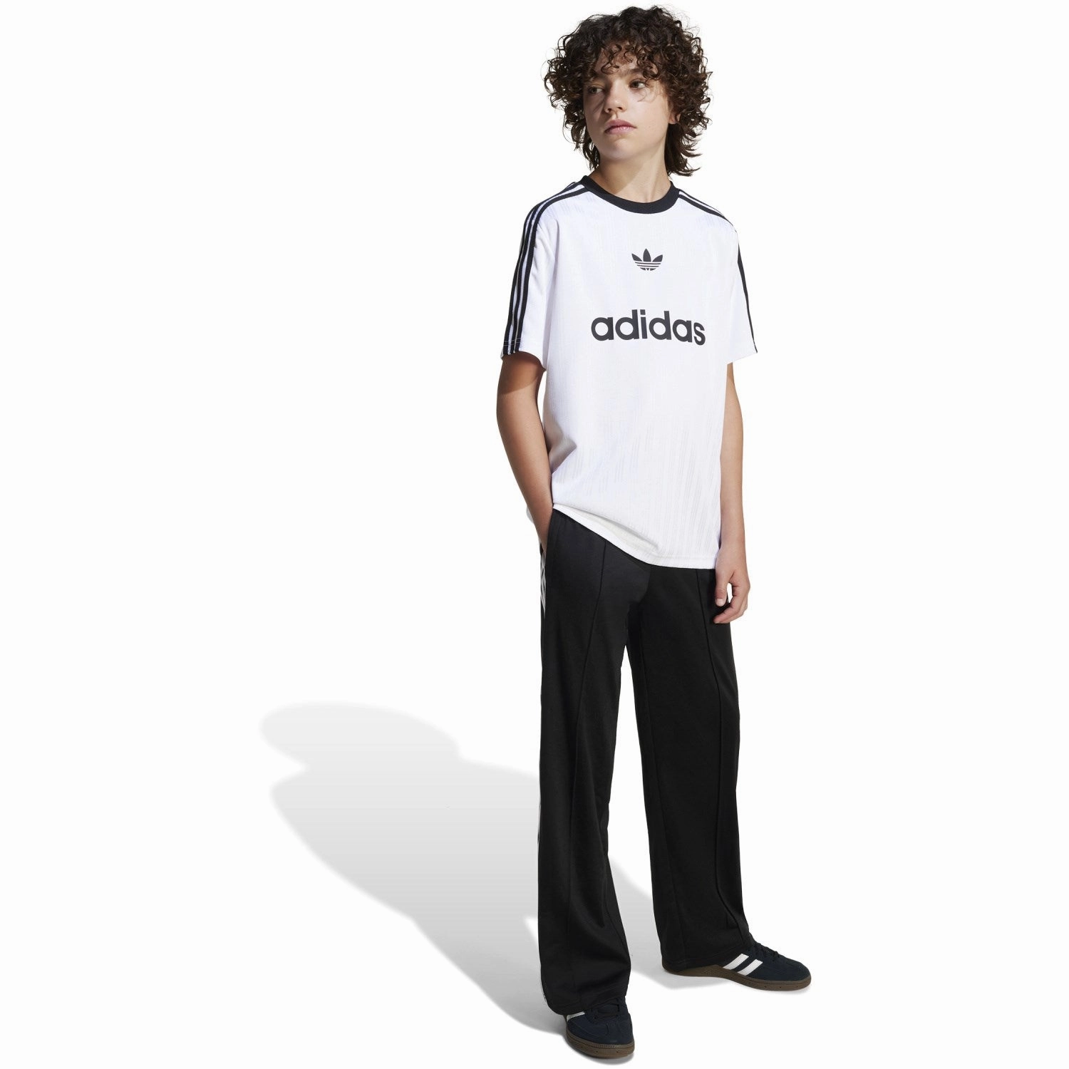 Relaxed Comfort Wear adidas Originals White T-Shirt