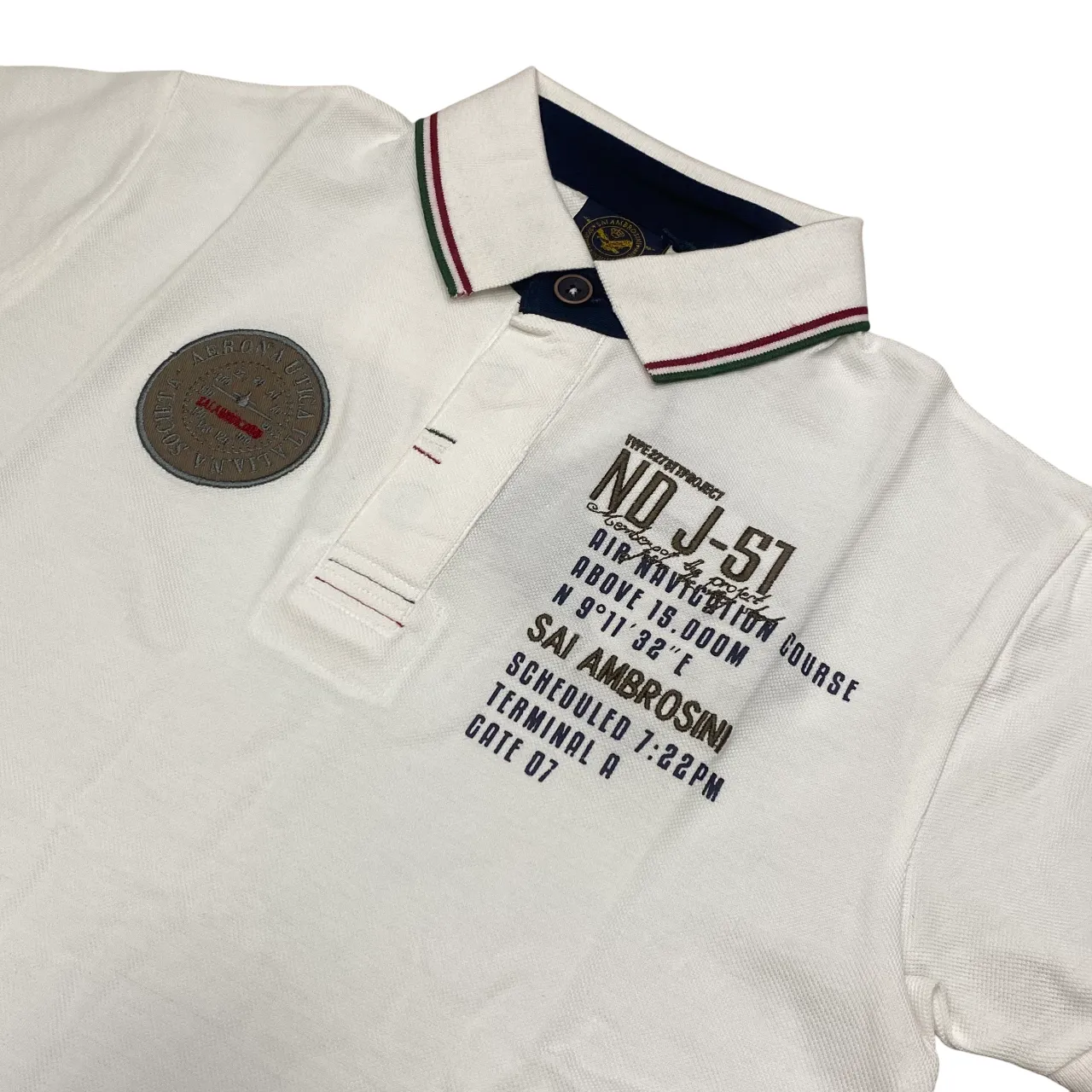 Aeronautica Italiana polo manica corta da uomo con Tricolore Italia sul colletto e patch sul petto 010388U bianco Minimalist Style