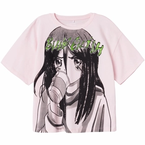 Cool and Relaxed Sporty Look Name It Festival Bloom Jaxana Billie Eilish T-Shirt