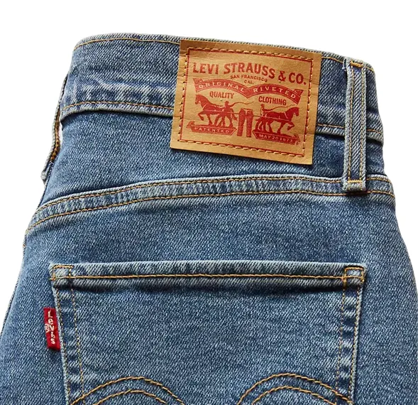 Relax Fit Levi's pantalone jeans da donna a vita alta e gamba larga High-Rise Wide-Leg 729700018 blu chiaro