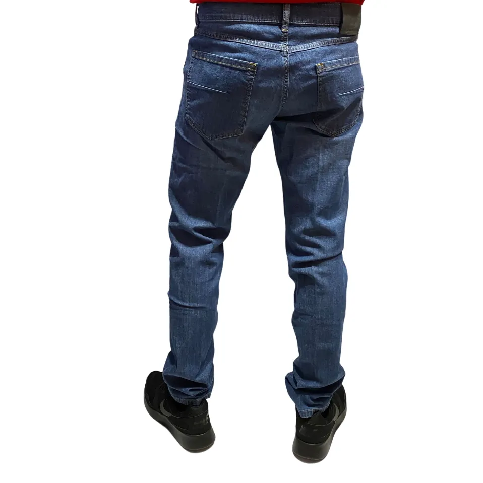 Zero Construction pantalone da uomo jeans 5 tasche Fabaco blu chiaro GussetedCrotch