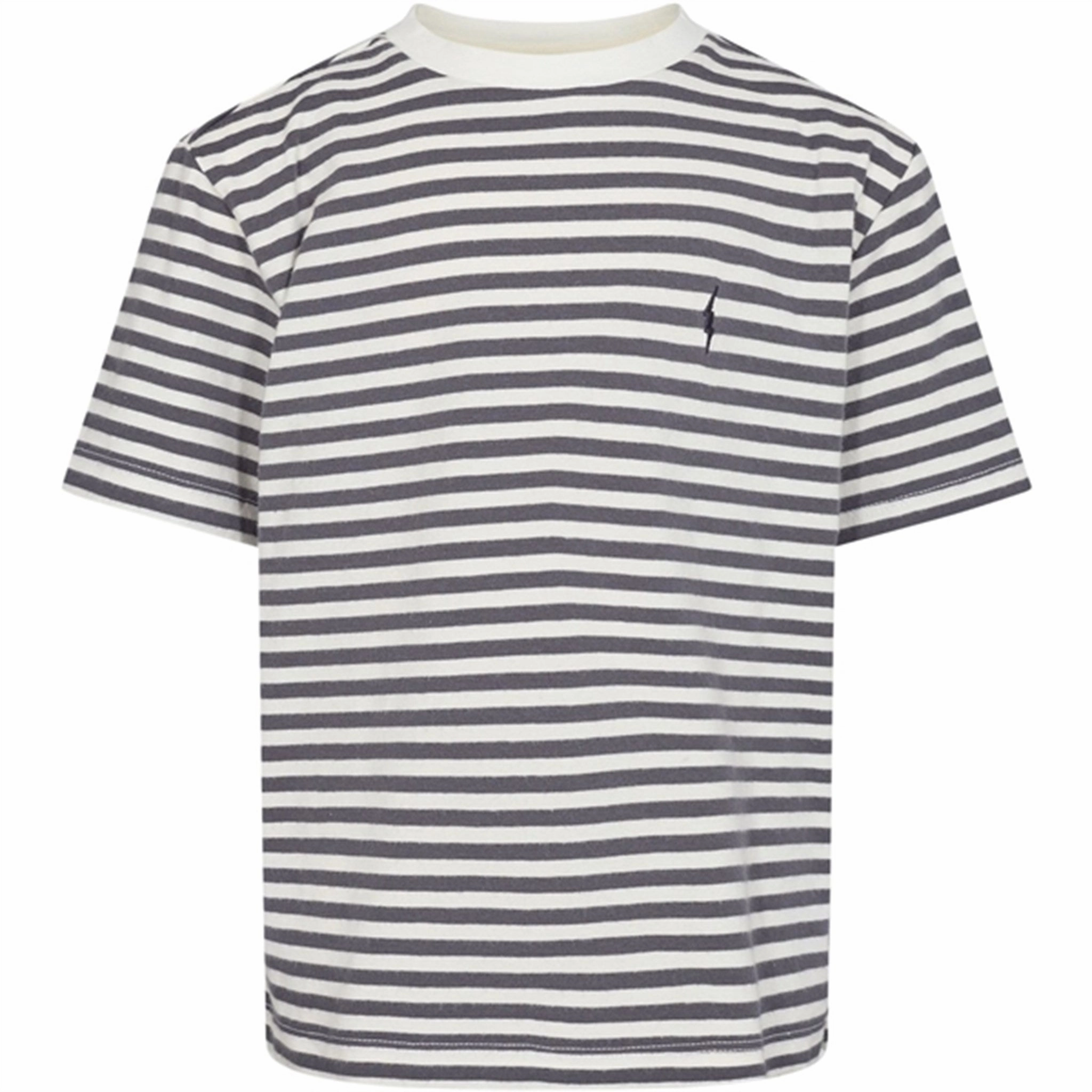 Sofie Schnoor Blue T-shirt Perfect Layer Wear Weekend Look