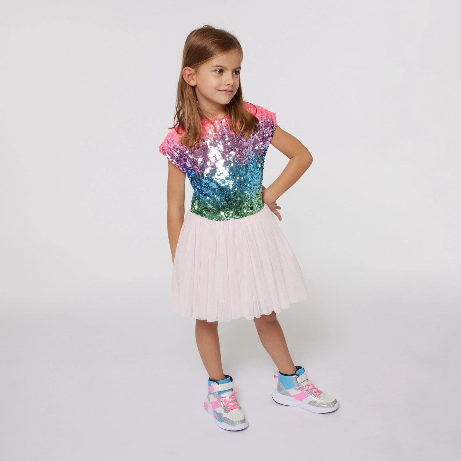 Refined Feel Gloss Finish Billieblush Pink Pale Dress