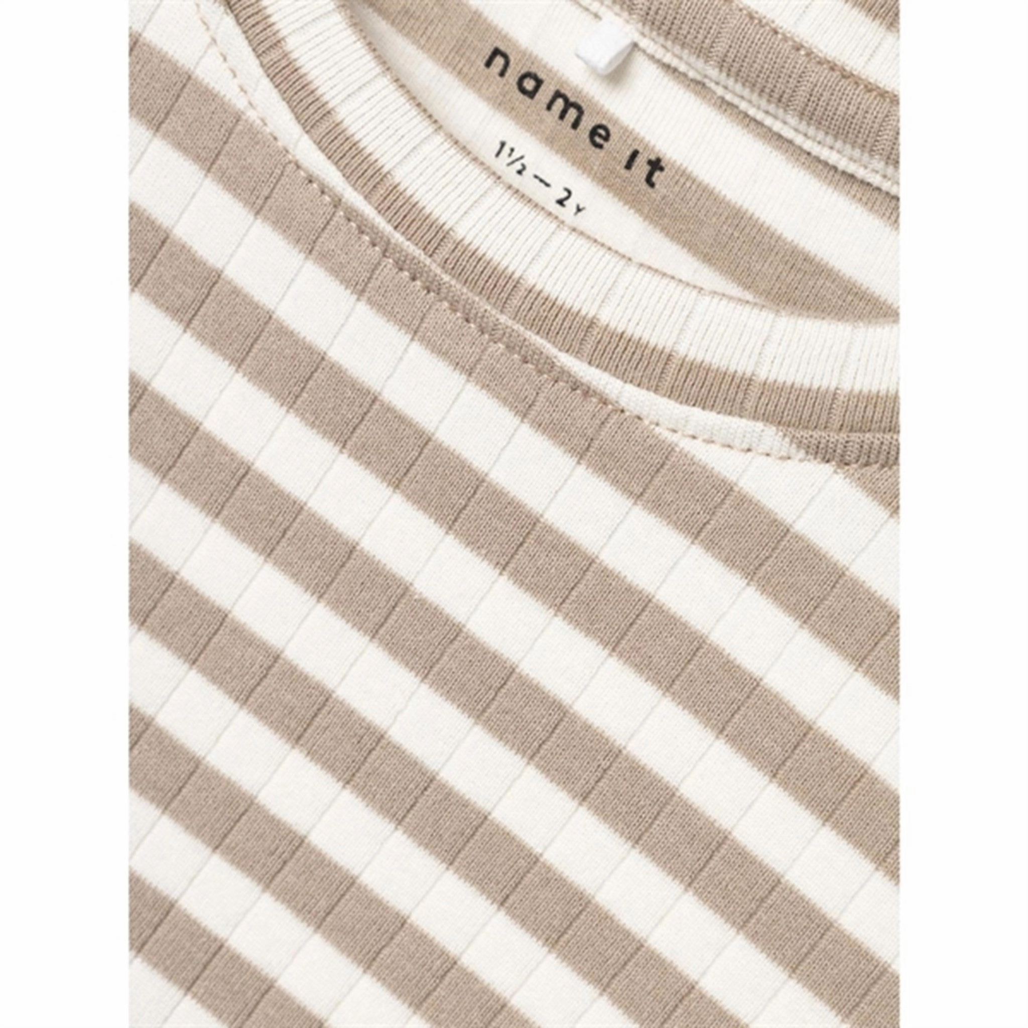 Trendy Basics High-Quality Fabric Name it Weathered Teak Henrak Slim T-Shirt