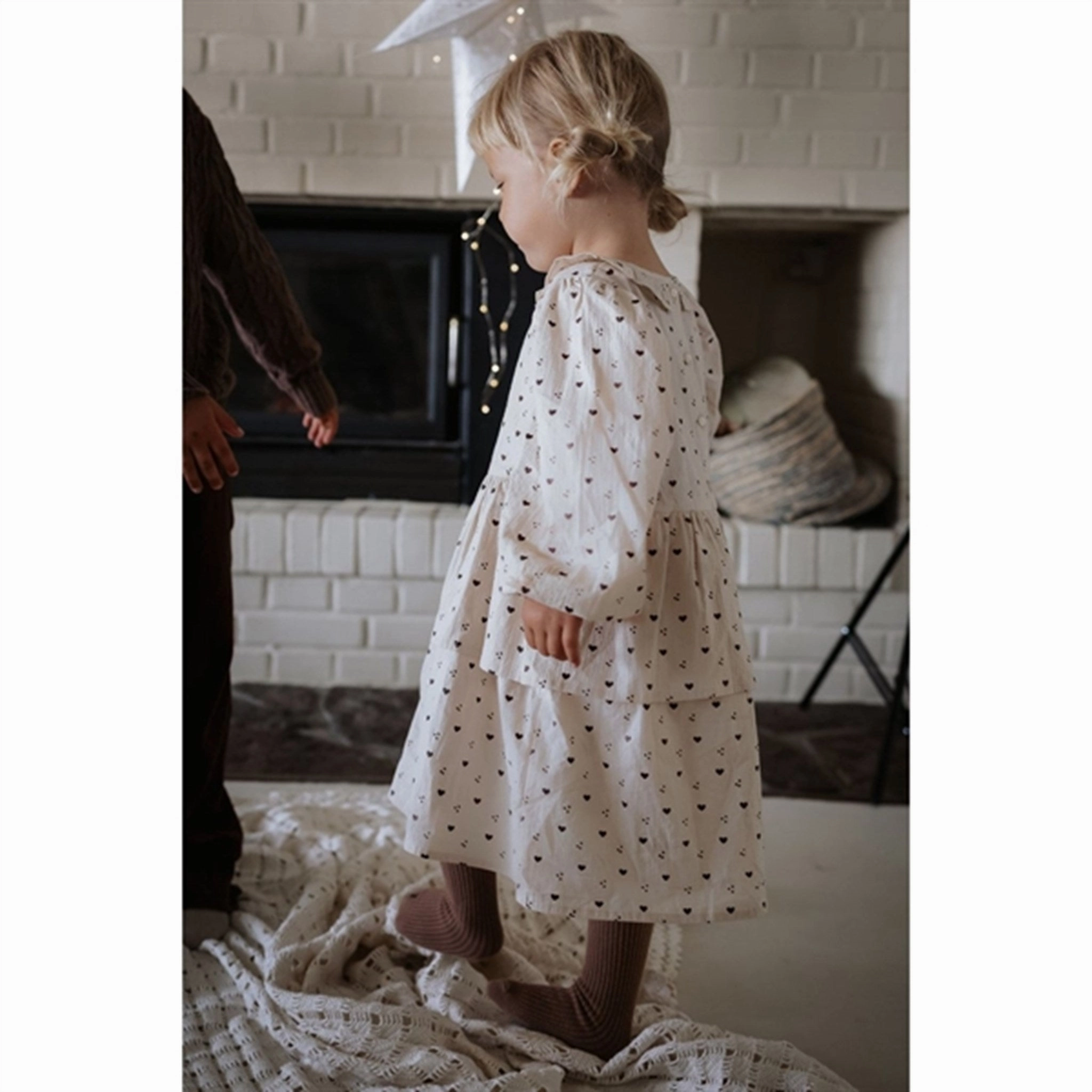 Saturated Hue Smart And Comfortable Fliink Sandshell Aop Winter Ls Dress