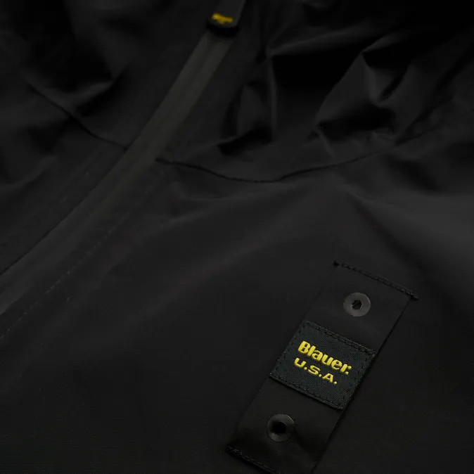 Minimal Utility Blauer giacca a vento nastrata con cappuccio Farrin 25SBLUC11541-007110 999 nero