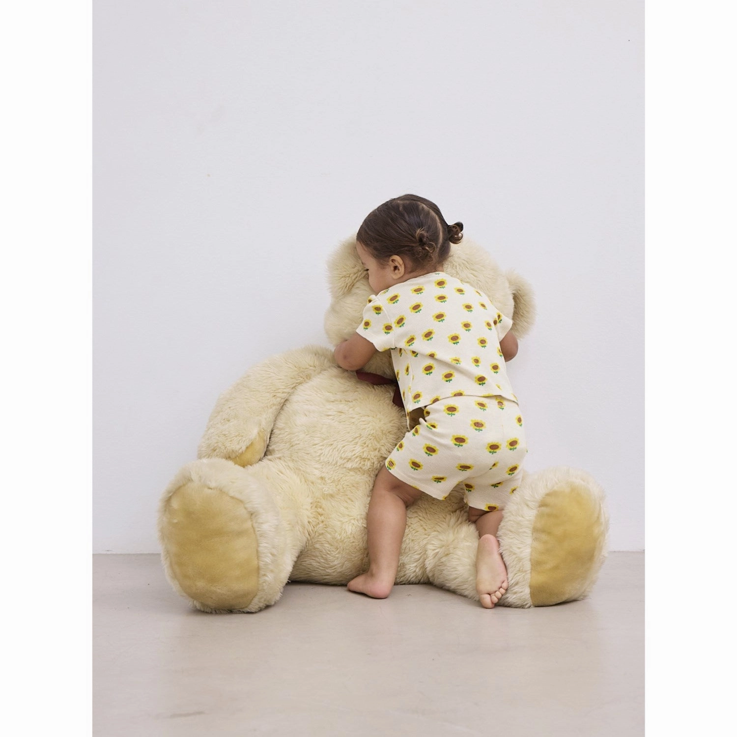 Bobo Choses Beige Sunflower All Over Balloon Sleeve T-Shirt Essential layering piece