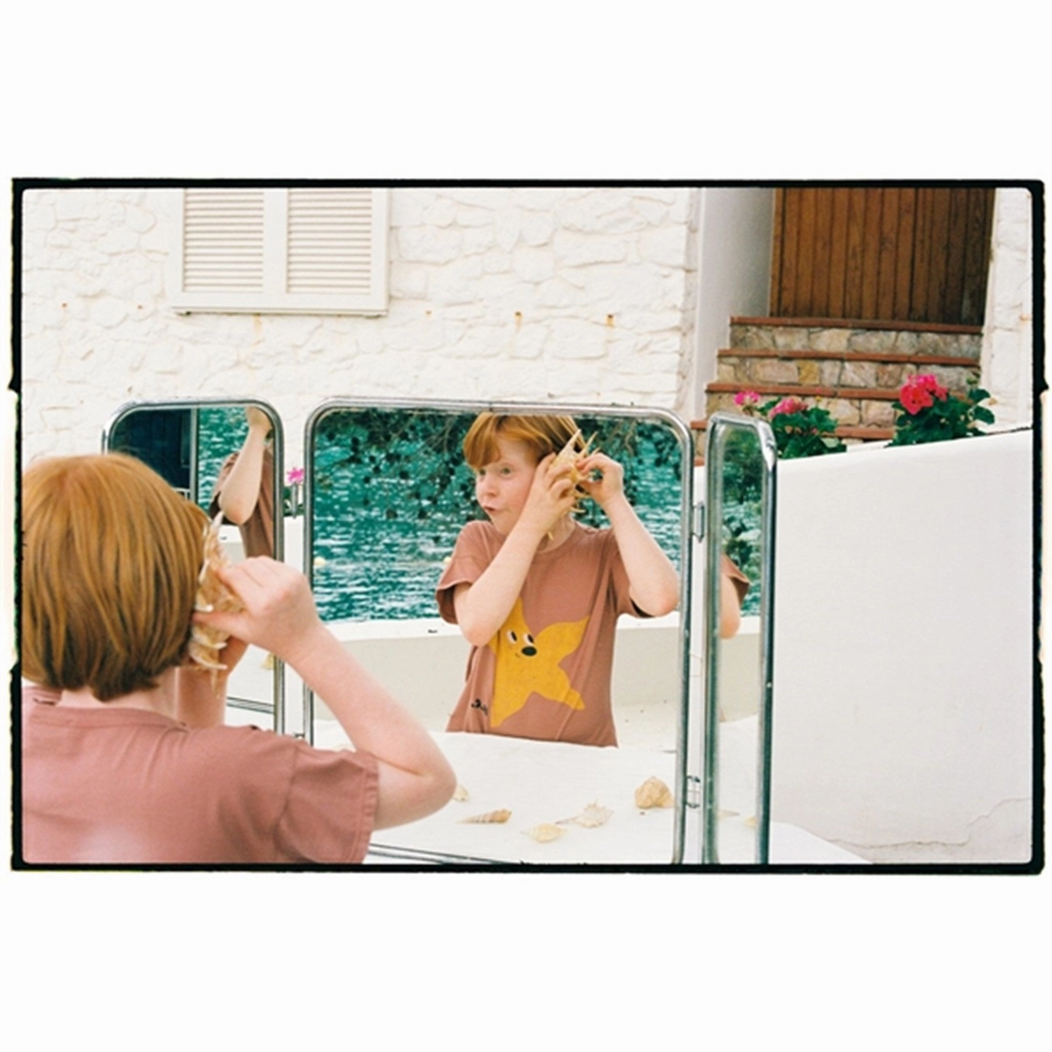 Bobo Choses Brown Starfish T-Shirt City Fashion