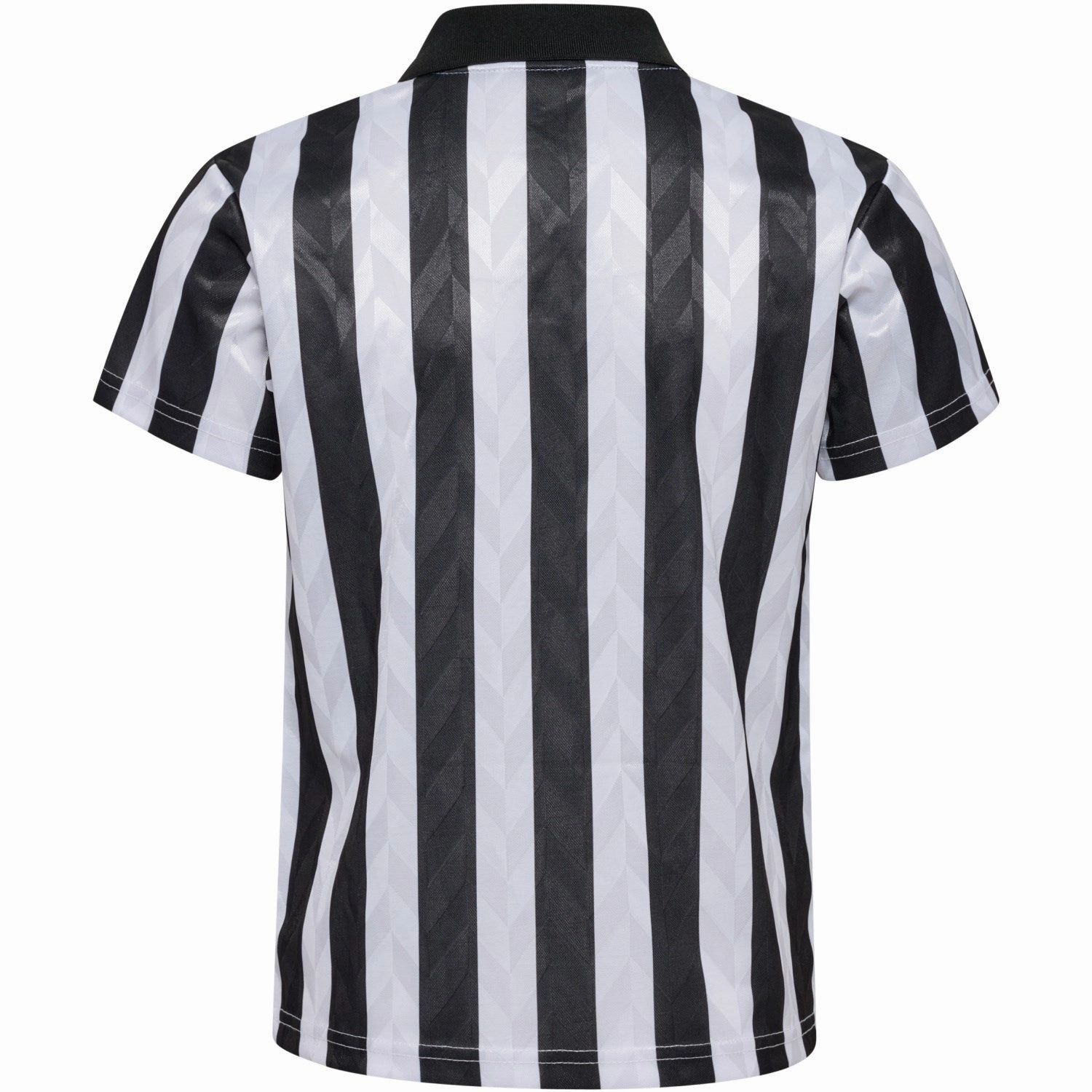 Luxurious Layering Essential Hummel Black Vigo Football T-Shirt S/S