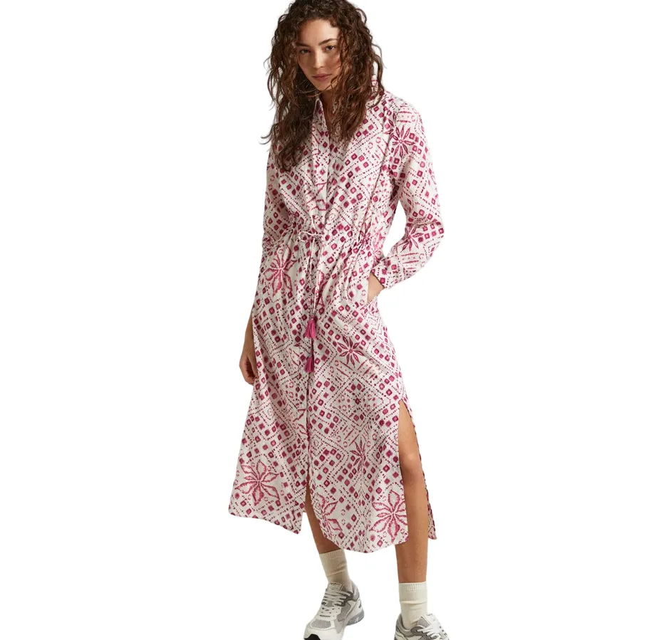 Front Detail Cozy Wear Pepe Jeans abito longuette da donna con stampa geometrica Paz PL953515 808 bianco