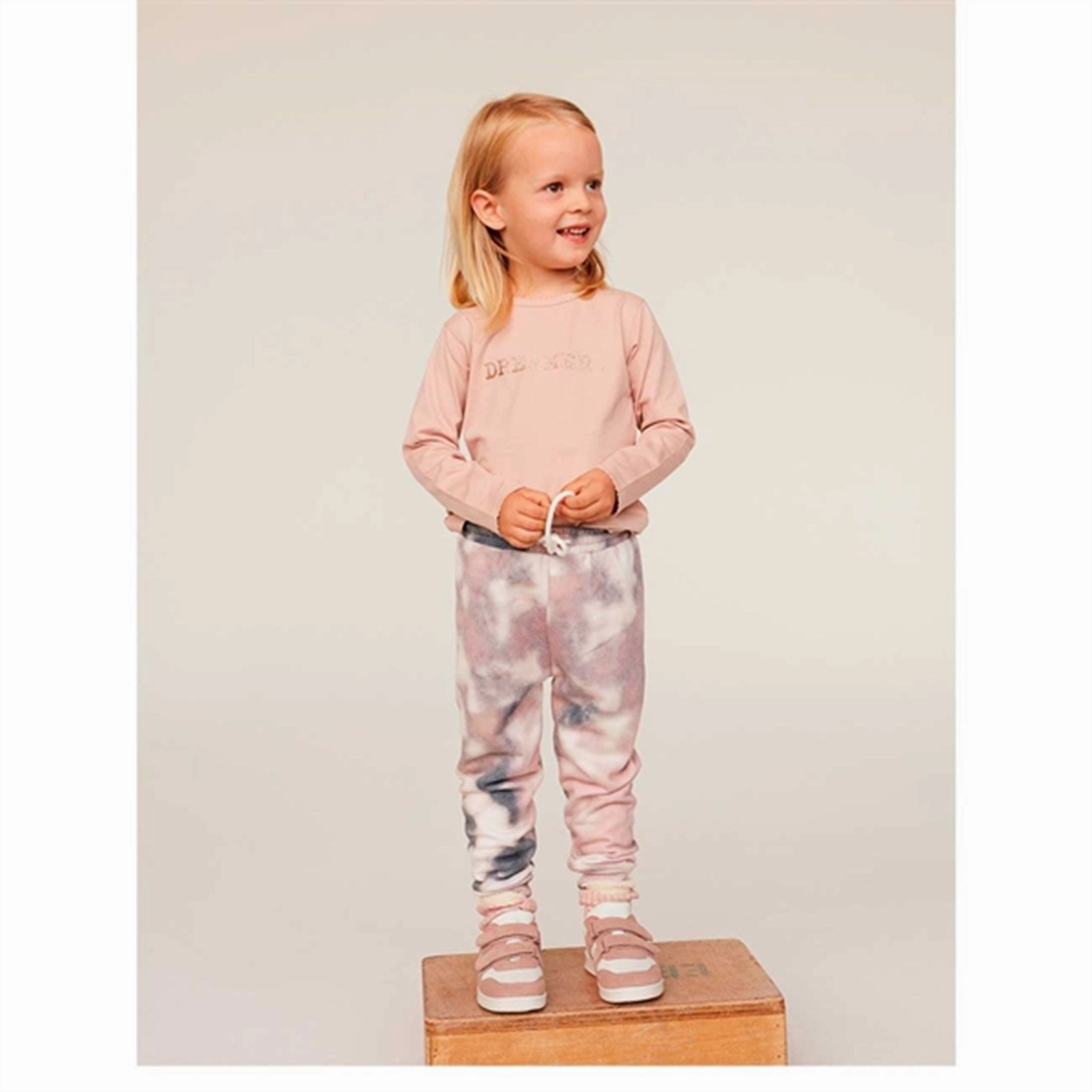 Sofie Schnoor Sweet Rose Blouse garden party Embellished Neckline