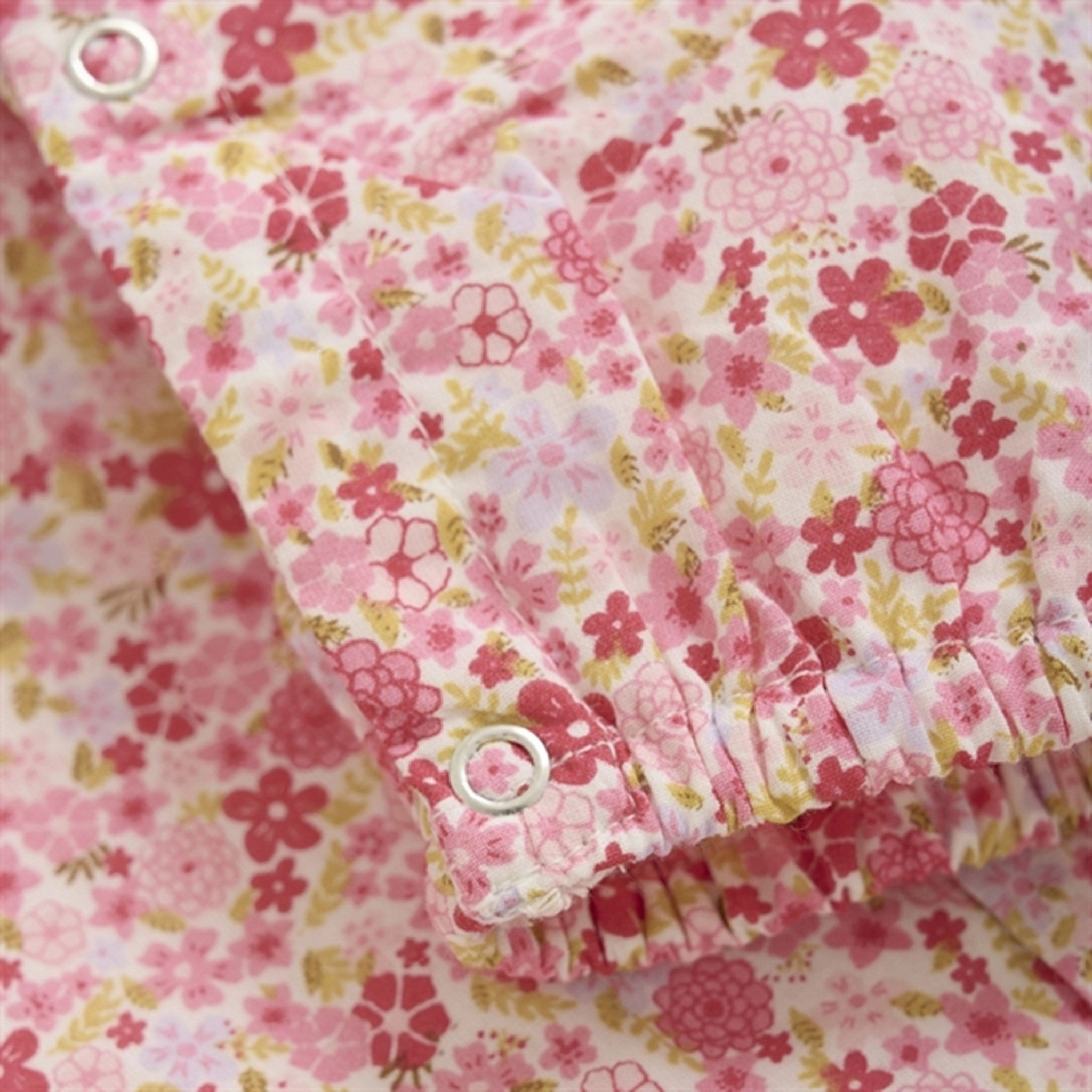 Minymo Pink Dogwood Onesie AOP w. Lining Festival Smart