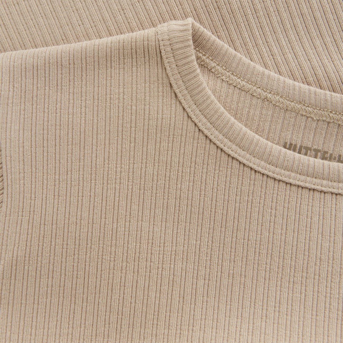 Huttelihut Light Taupe T-Shirt Ls Rib Wrinkle-Resistant Handcrafted Detail