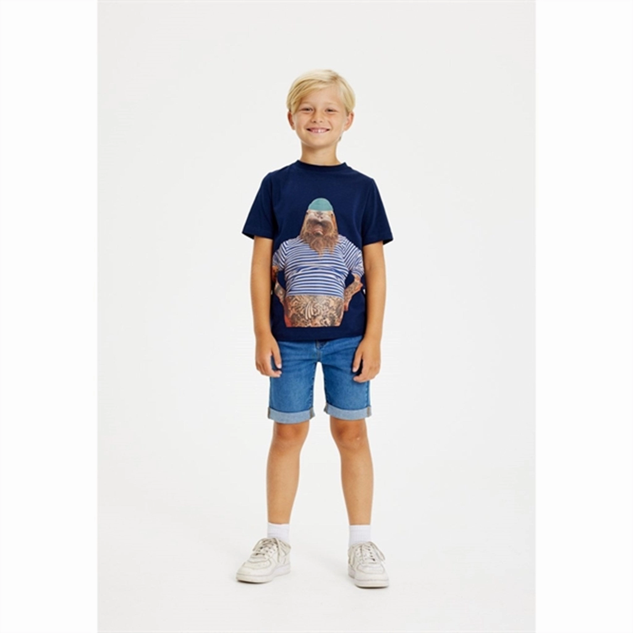 NoSideSeams Trendy Wear THE NEW Navy Blazer Gavin T-shirt