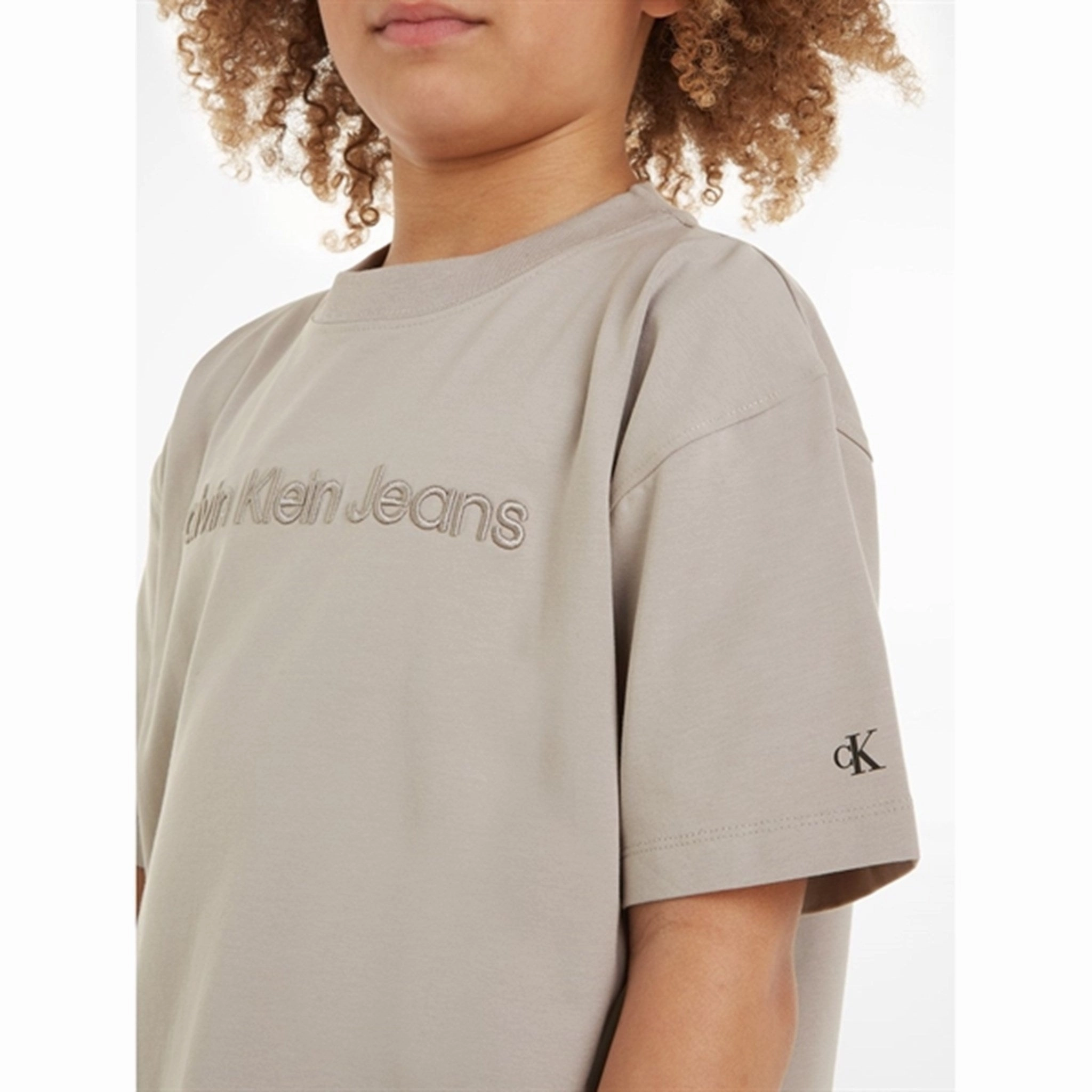 Cozy Vibe Calvin Klein Raised Embroidery T-shirt Porpoise