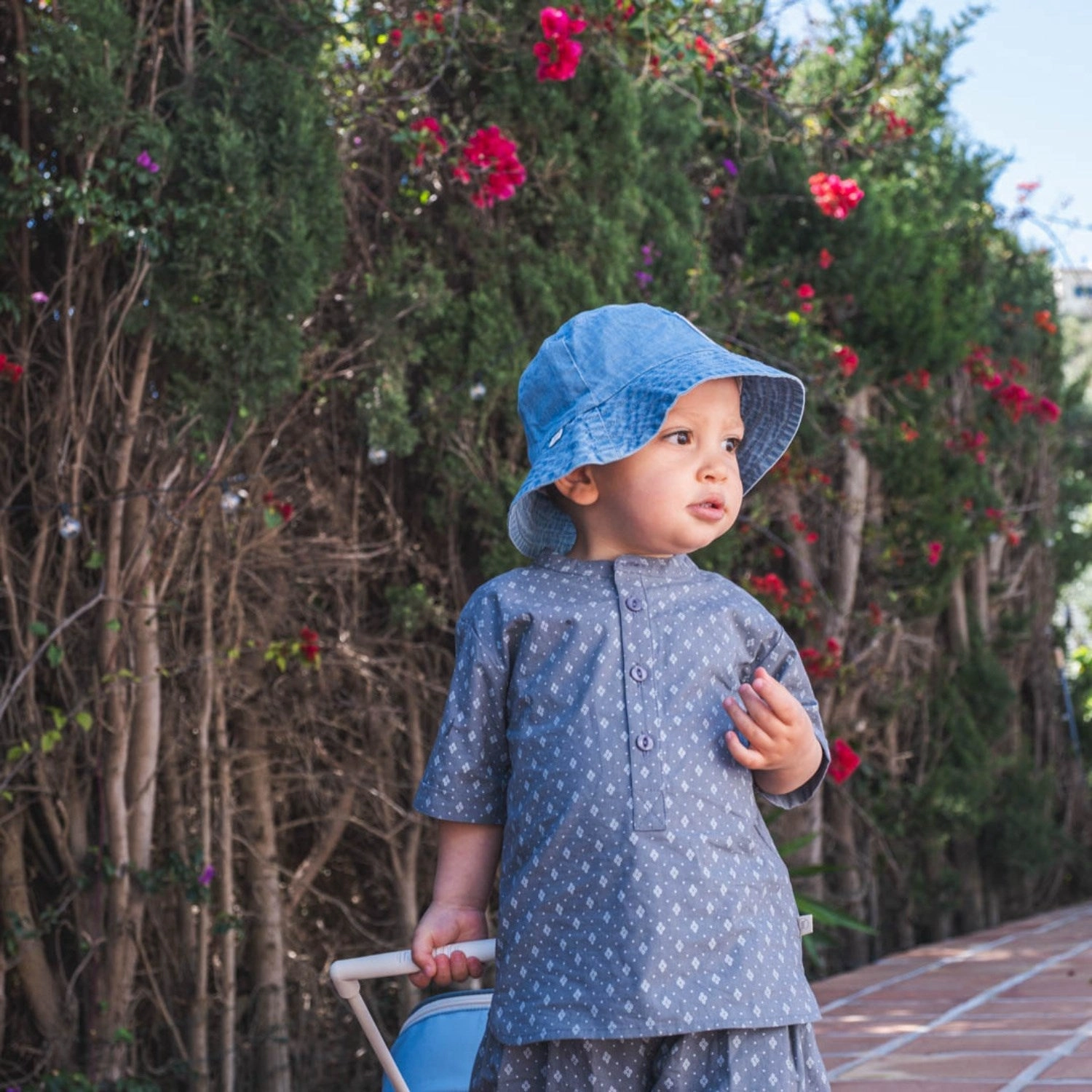 Split hem That's Mine Brilliant Blue Rune Shirt