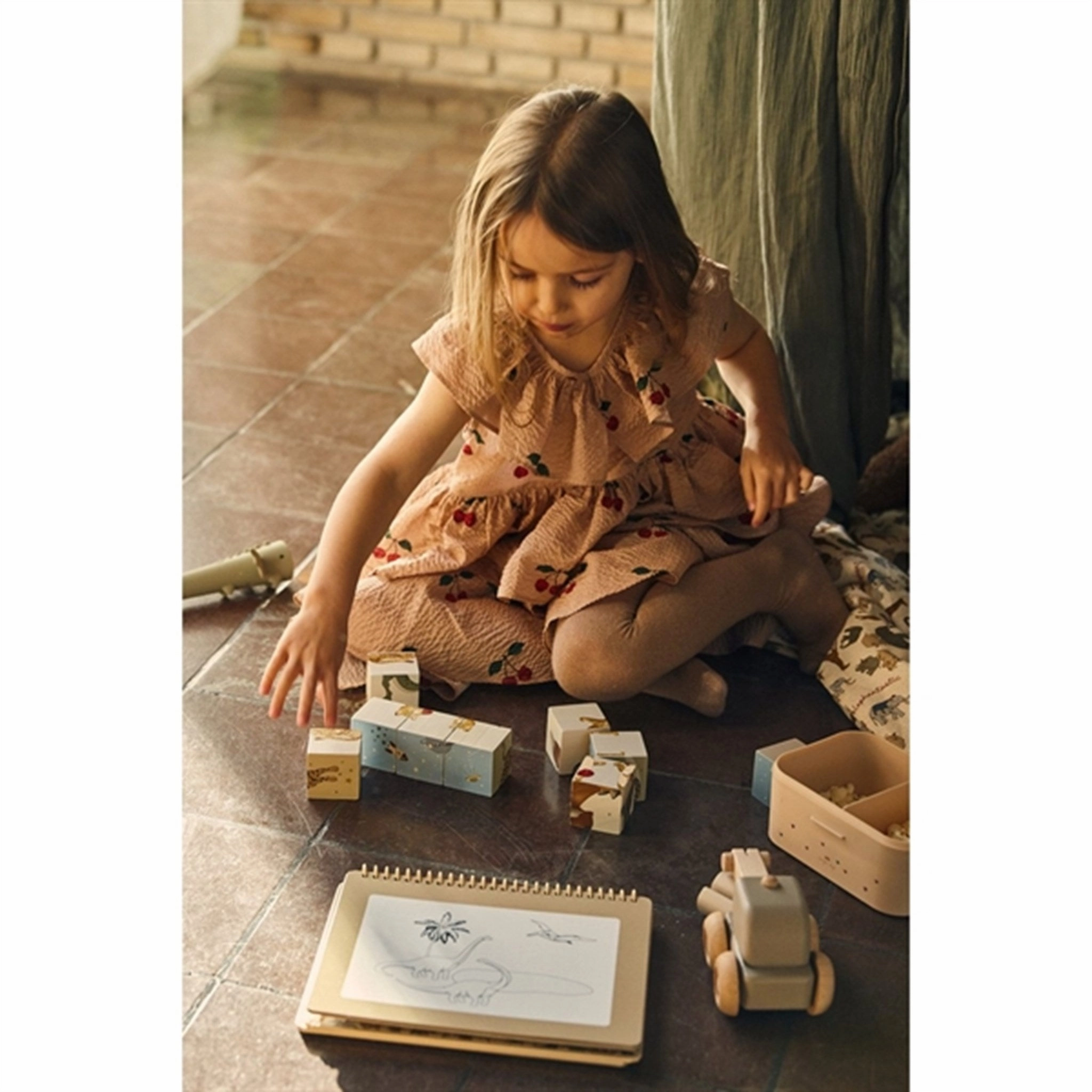 Konges Sl?jd Ma Grande Cerise Blush Lunella Dress Modern and Stylish Tall Girl