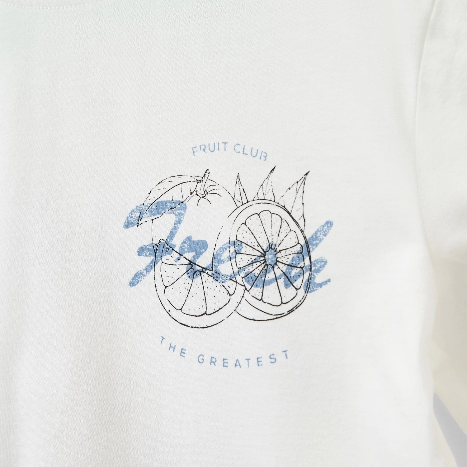 Sofie Schnoor Snow White Zenasy T-shirt Stylish Day Wear Cozy Wardrobe