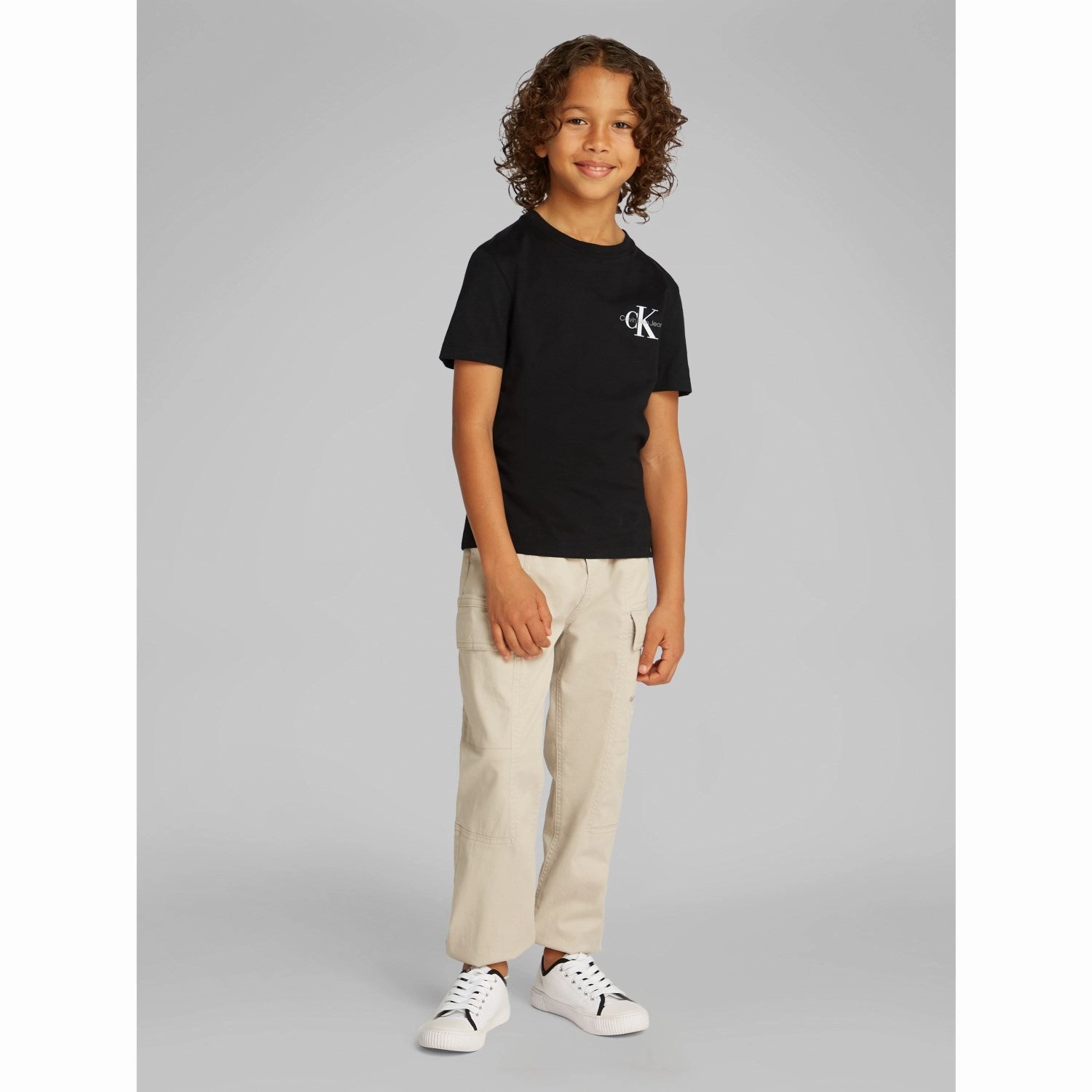 Sustainable loose but not baggy Calvin Klein Ck Black Chest Monologo Ss T-Shirt