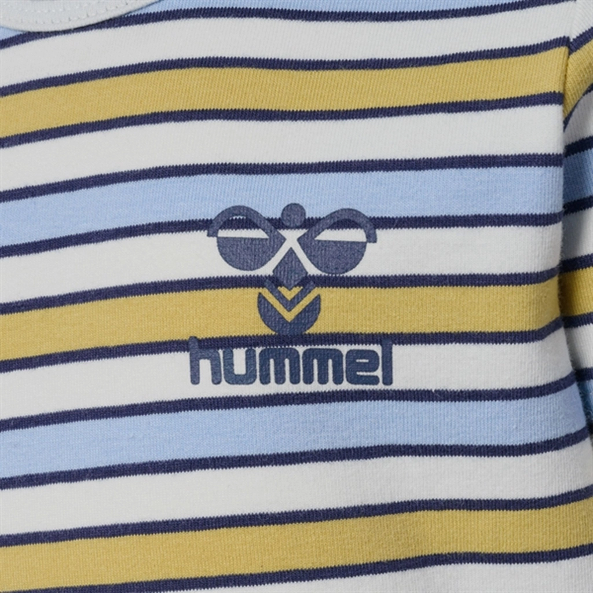 Formal Elegance Effortless Wear Hummel Cerulean Happy Me T-shirt