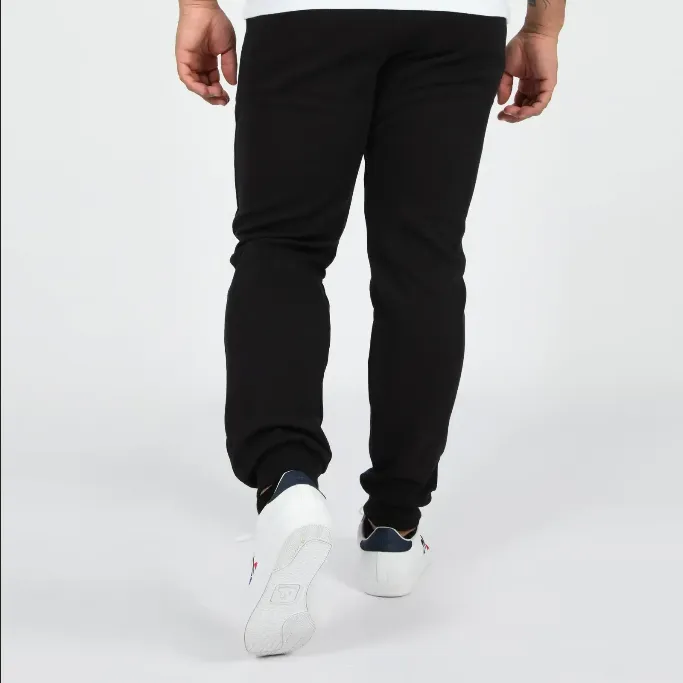 Effortless Style Freedom Move Le Coq Sportif Pantalone sportivo da uomo Essentials Regular N?? 3 2120215 nero