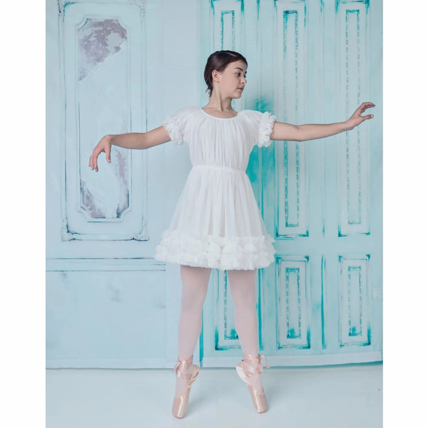 Lazy Pick Nature Glow Dolly by Le Petit Frilly Dress Offwhite