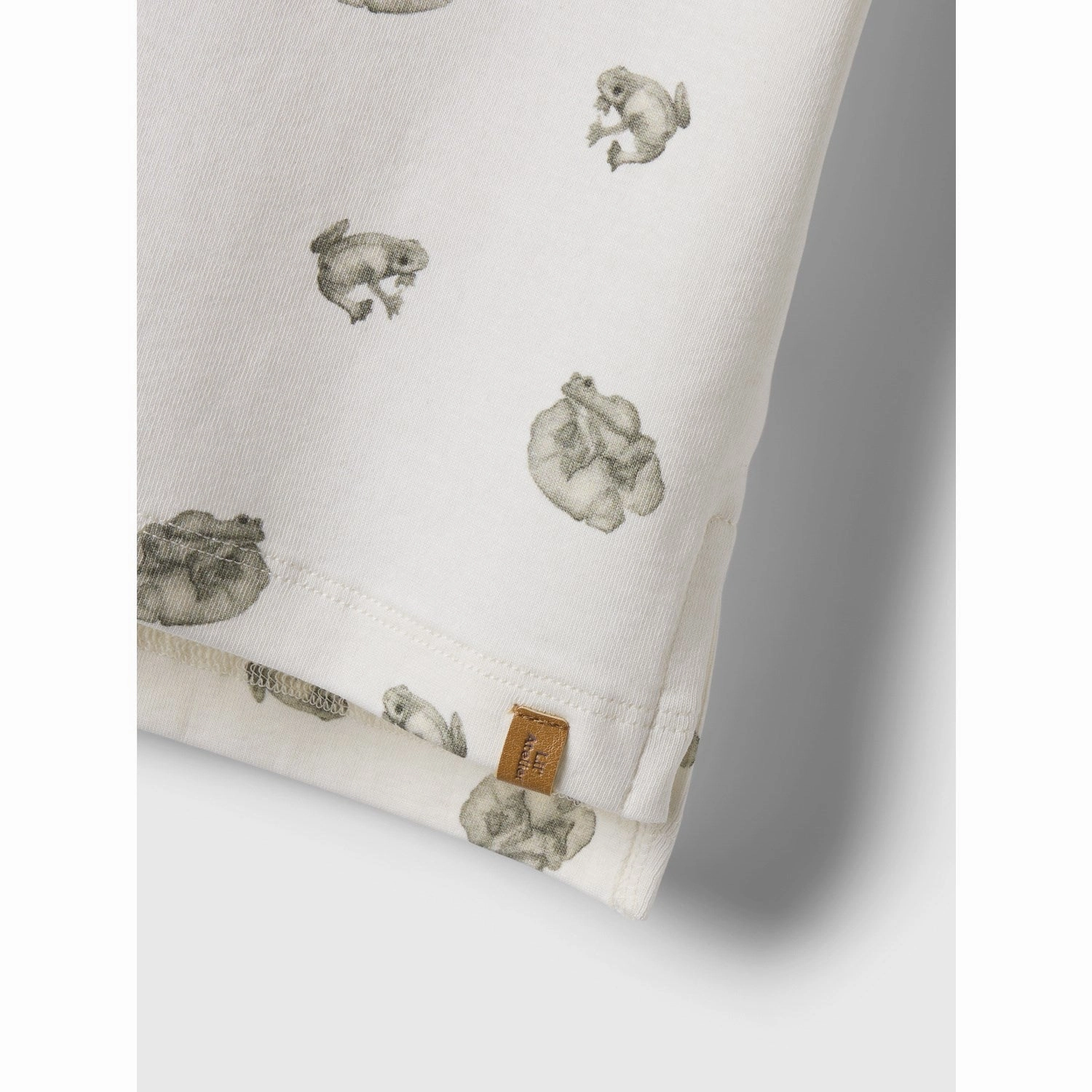 Relaxing Fit Ethically Sourced Material Lil'Atelier Coconut Milk Frog Gayo Sil Slim T-Shirt