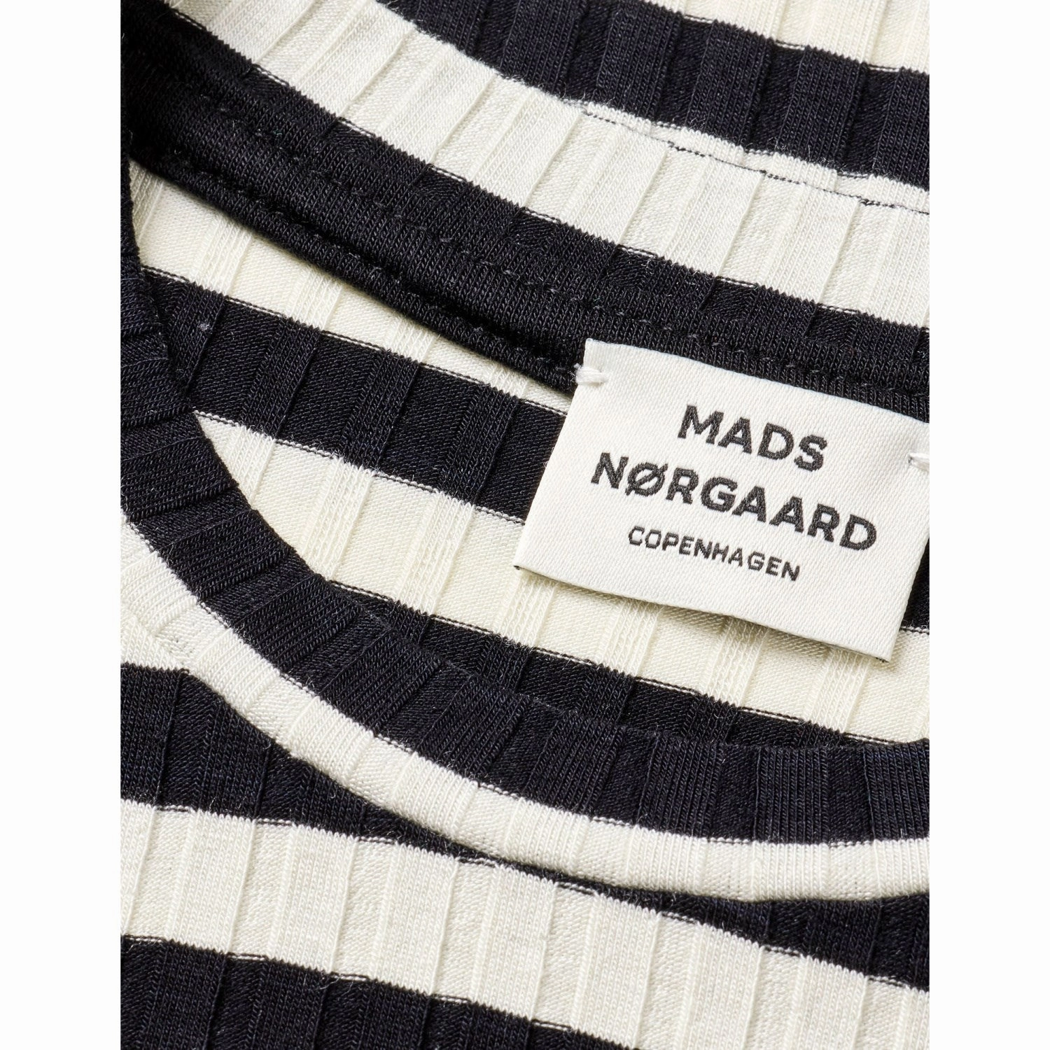Mads N?rgaard Black/Vanilla Ice 5X5 Classic Stripe Tuviana Tee Versatile Comfort Wear Layering Options