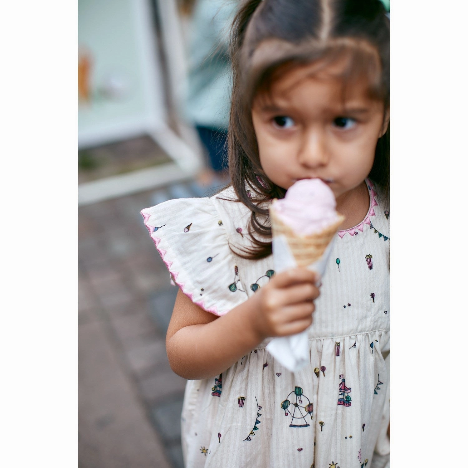 Copenhagen Colors Cream Tivoli Print Printed Dress W. Ruffle Sleeves Layering Comfort Simple Comfort