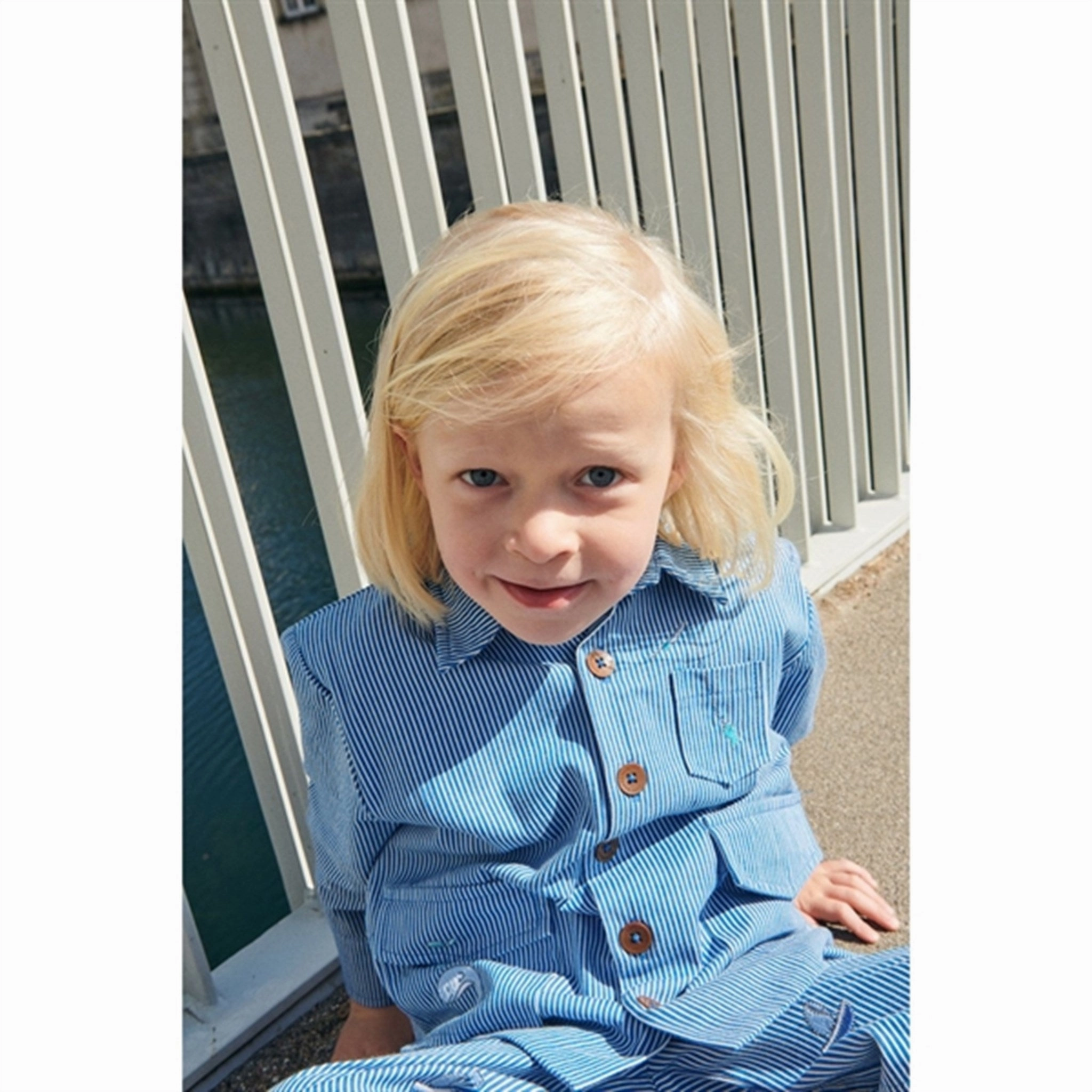 Copenhagen Colors Sharp Blue Stripe Twill Shirt w. Embroidery Summer Must-have Holiday Outfit