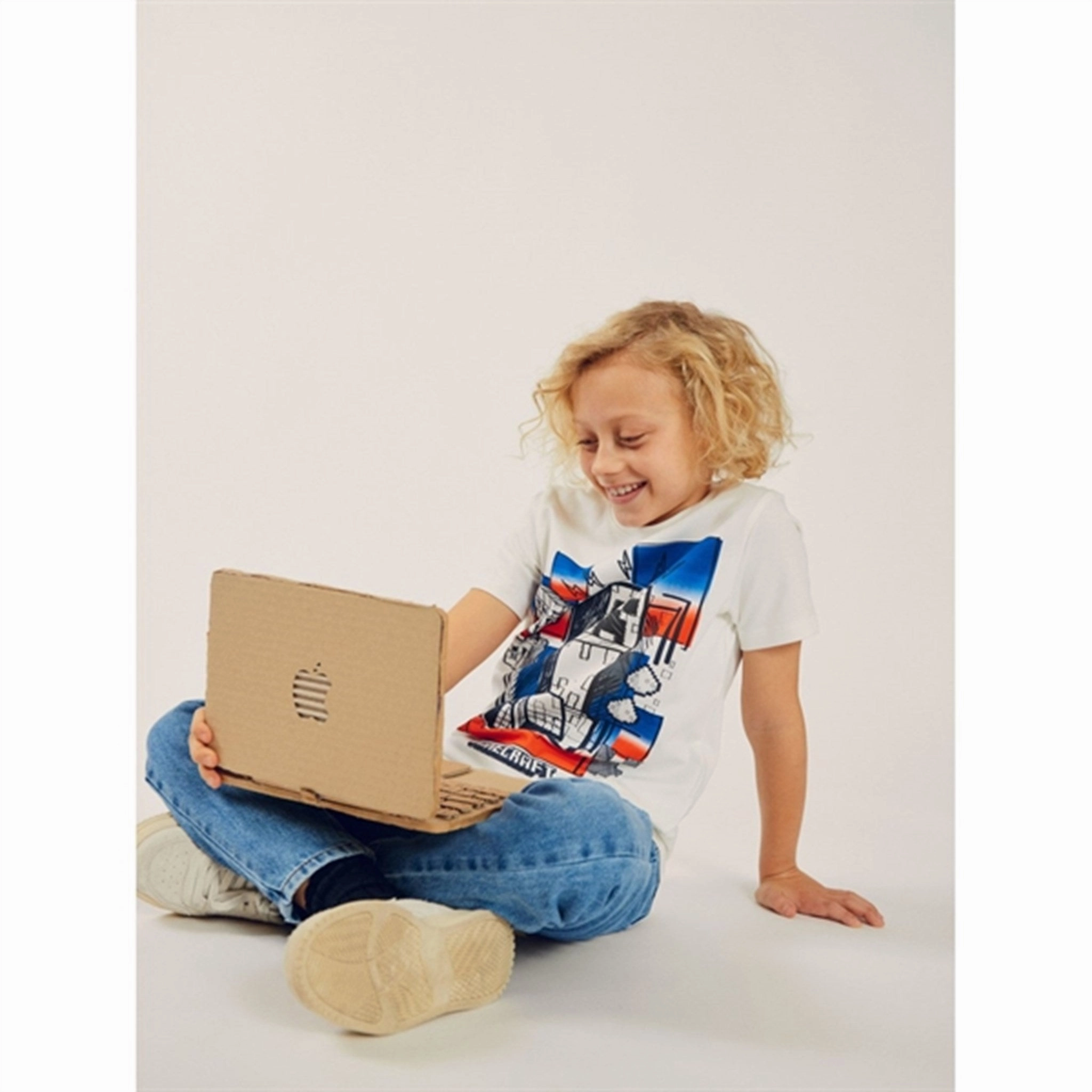 Name it White Alyssum Alvaro Minecraft T-Shirt Summer cool