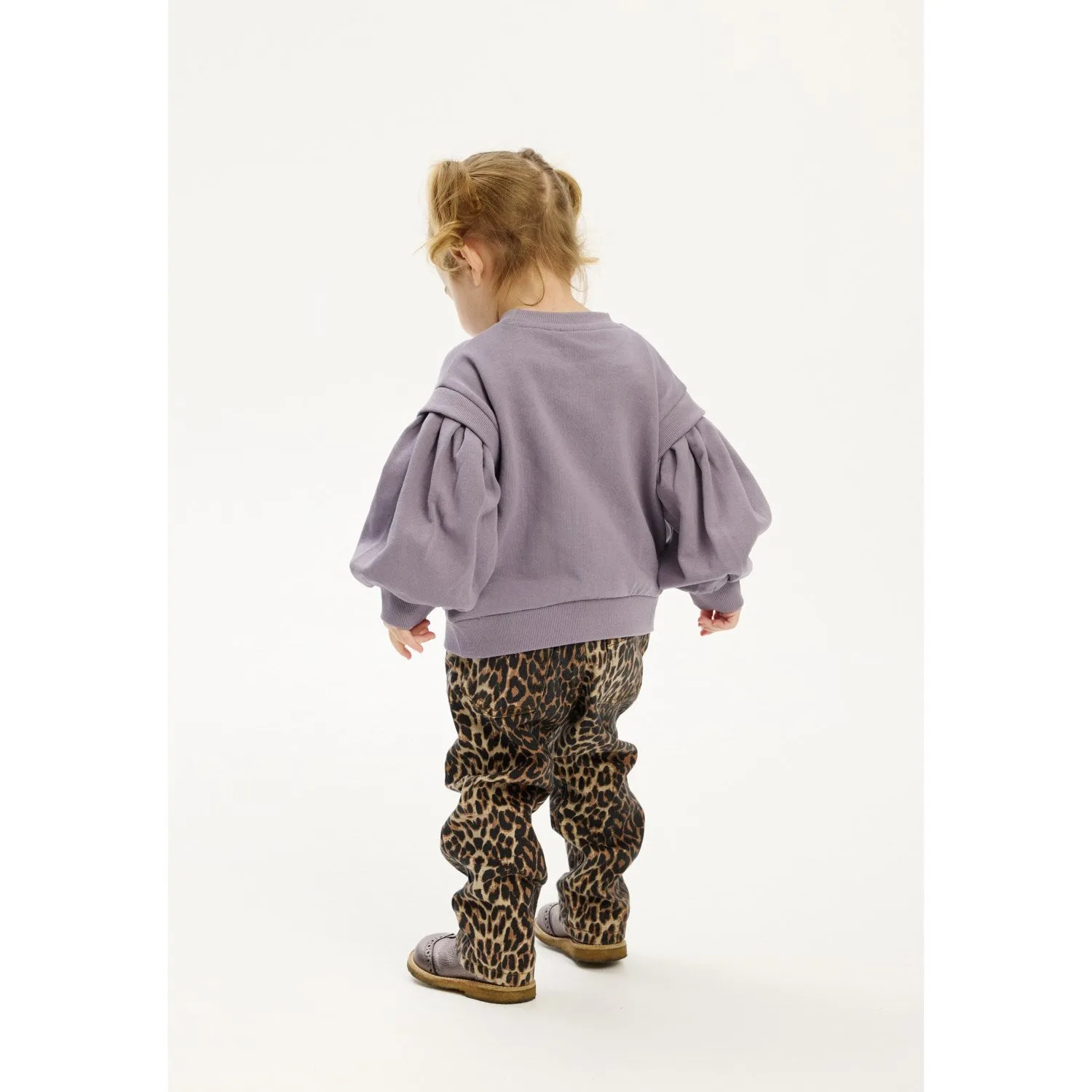 Eco Certified Textile Standards THE NEW Siblings Feather Gray AOP Paloma Straight Jeans