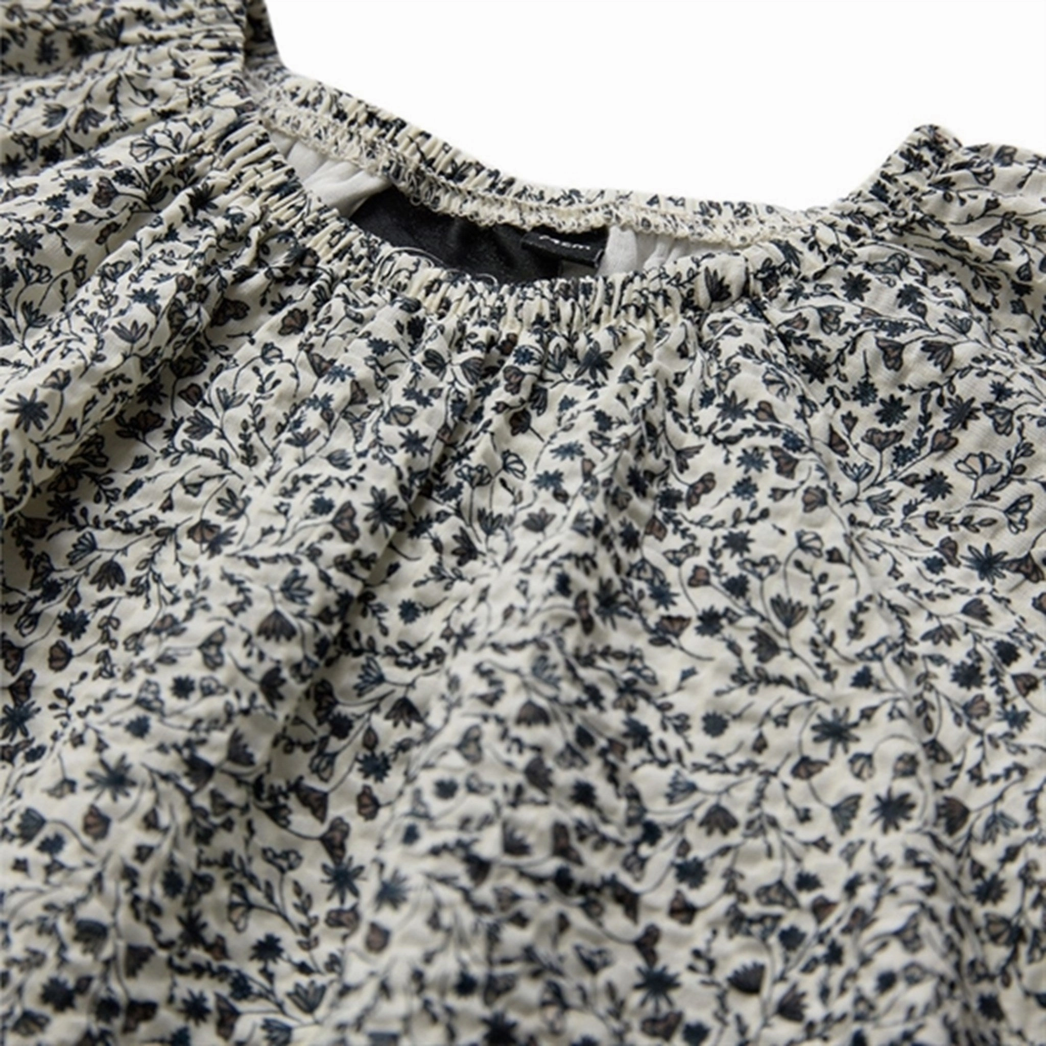 Sofie Schnoor Antique White Dress Cool Tone