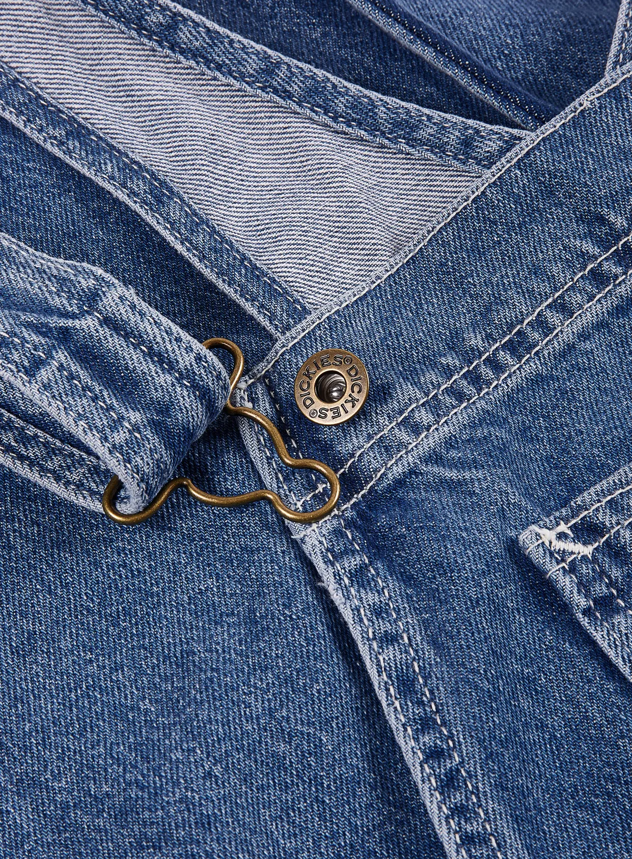 BreathableLining Everyday Comfort Fit Dickies Salopette in Denim Classic Bib DK0A4XYACLB blue denim