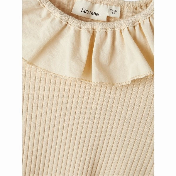 Seamless construction Lil'Atelier Wood Ash Omina Slim Blouse