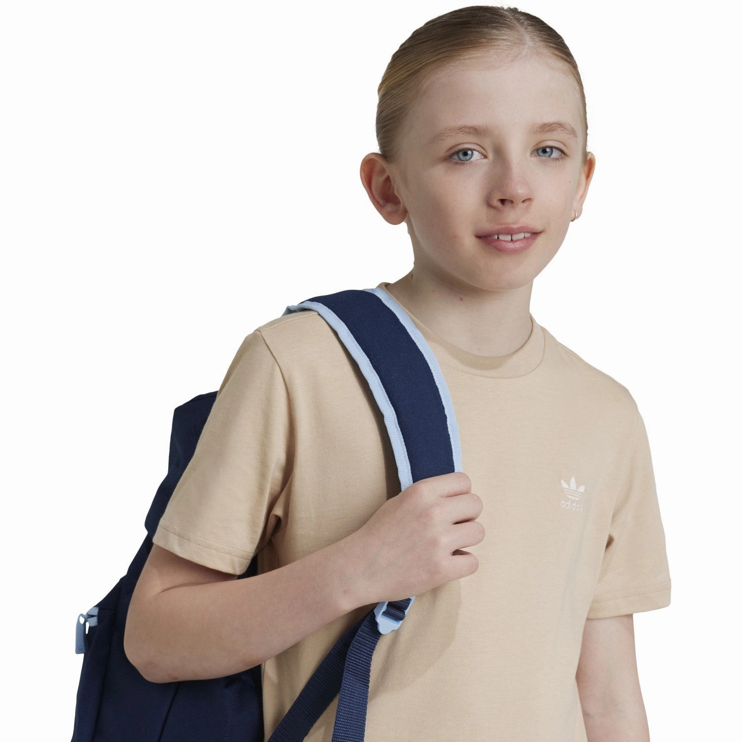 waterproof loose but not baggy adidas Originals Magbei T-Shirt