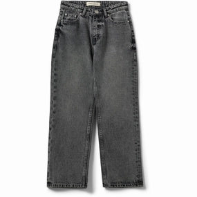 Sofie Schnoor Grey Jeans Anti Fade Technology Party Look Couple Look Earthy