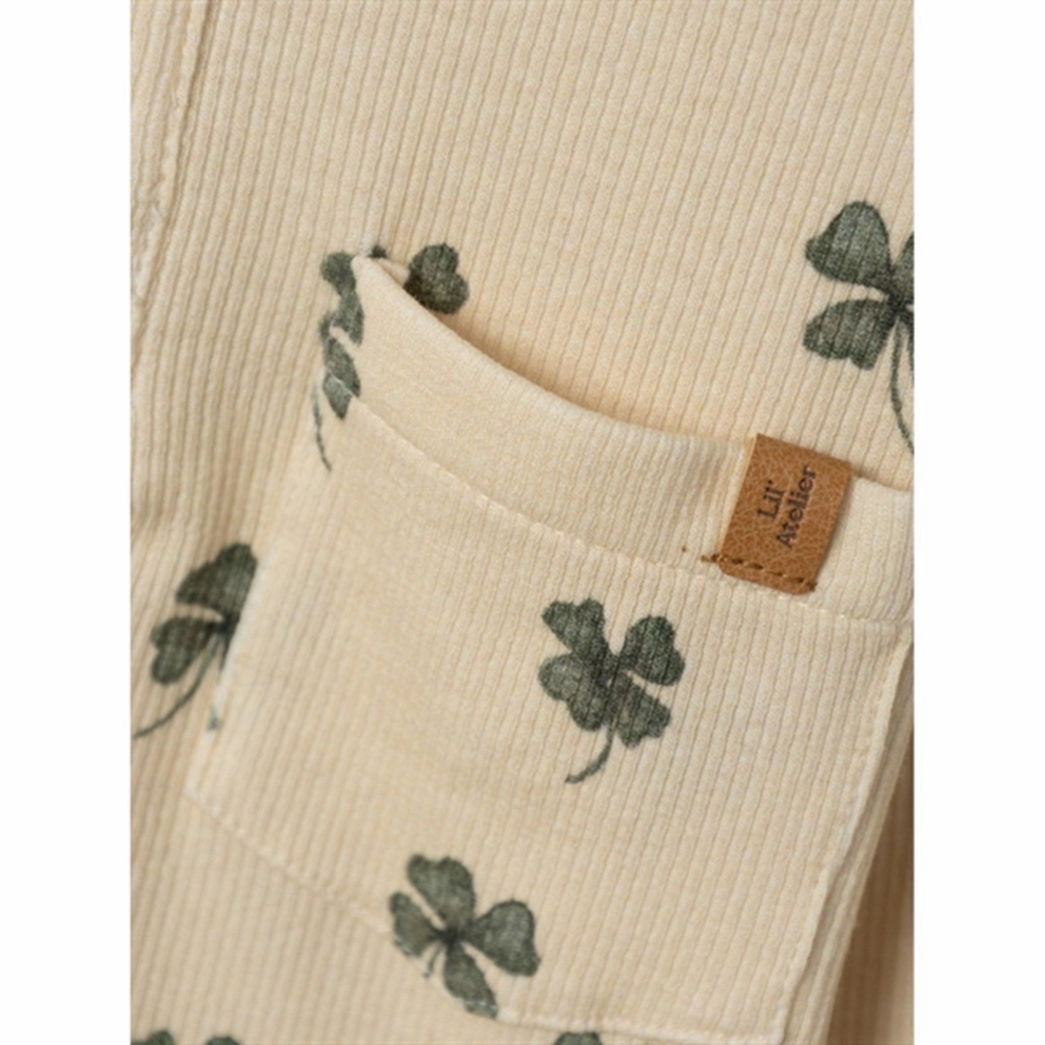 Weekend Style Lil'Atelier Wood Ash Geo Slim Blouse