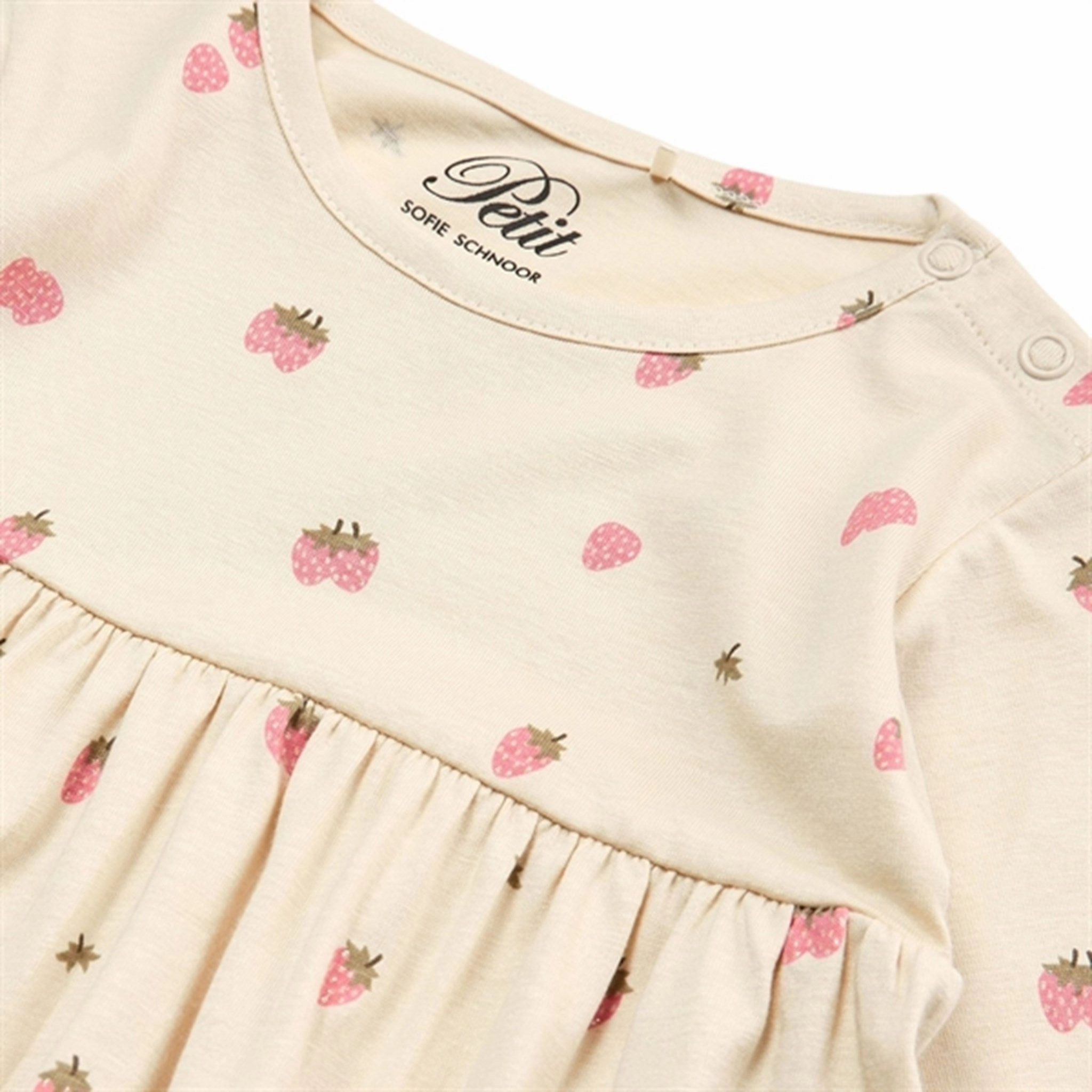 Comfortable and breathable Sofie Schnoor Sand Dress