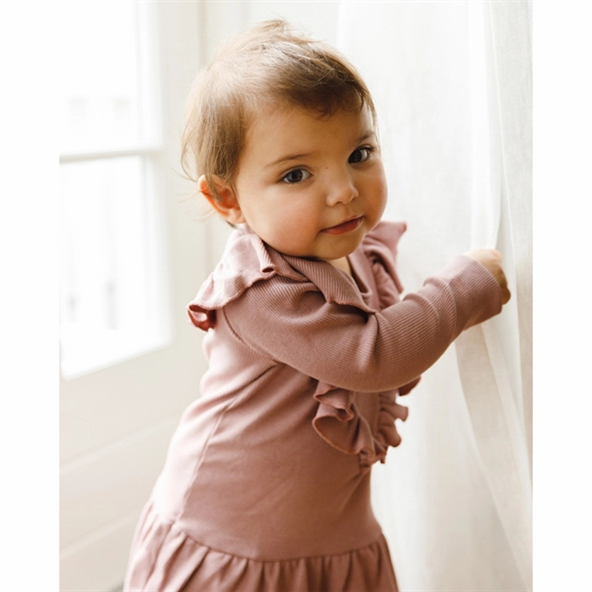 Insulating-Lining Fitted Look Petit Piao Woodrose Dress