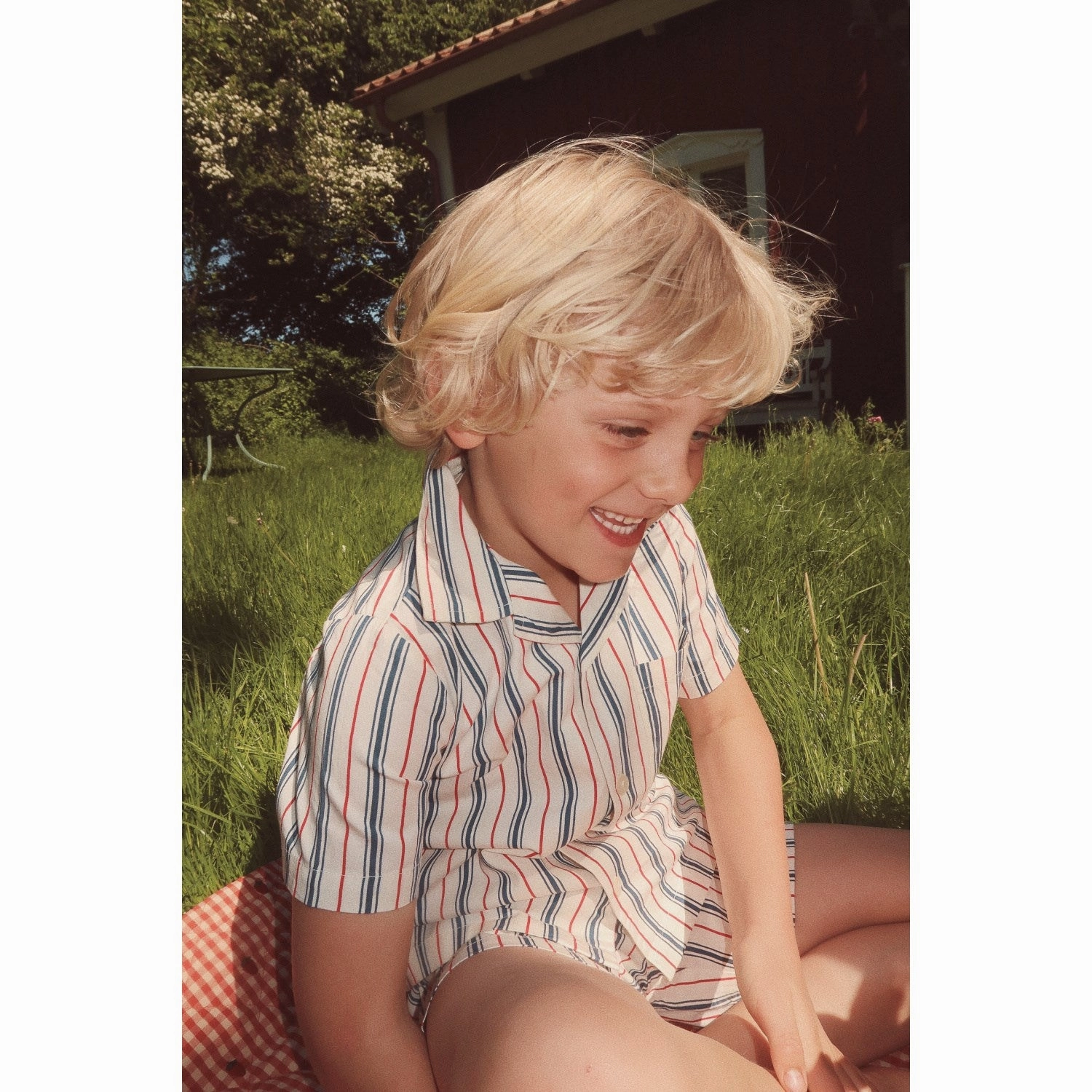 Smooth zipper closure Timeless elegance Fl?ss Red/Blue stripes Miles Shirt