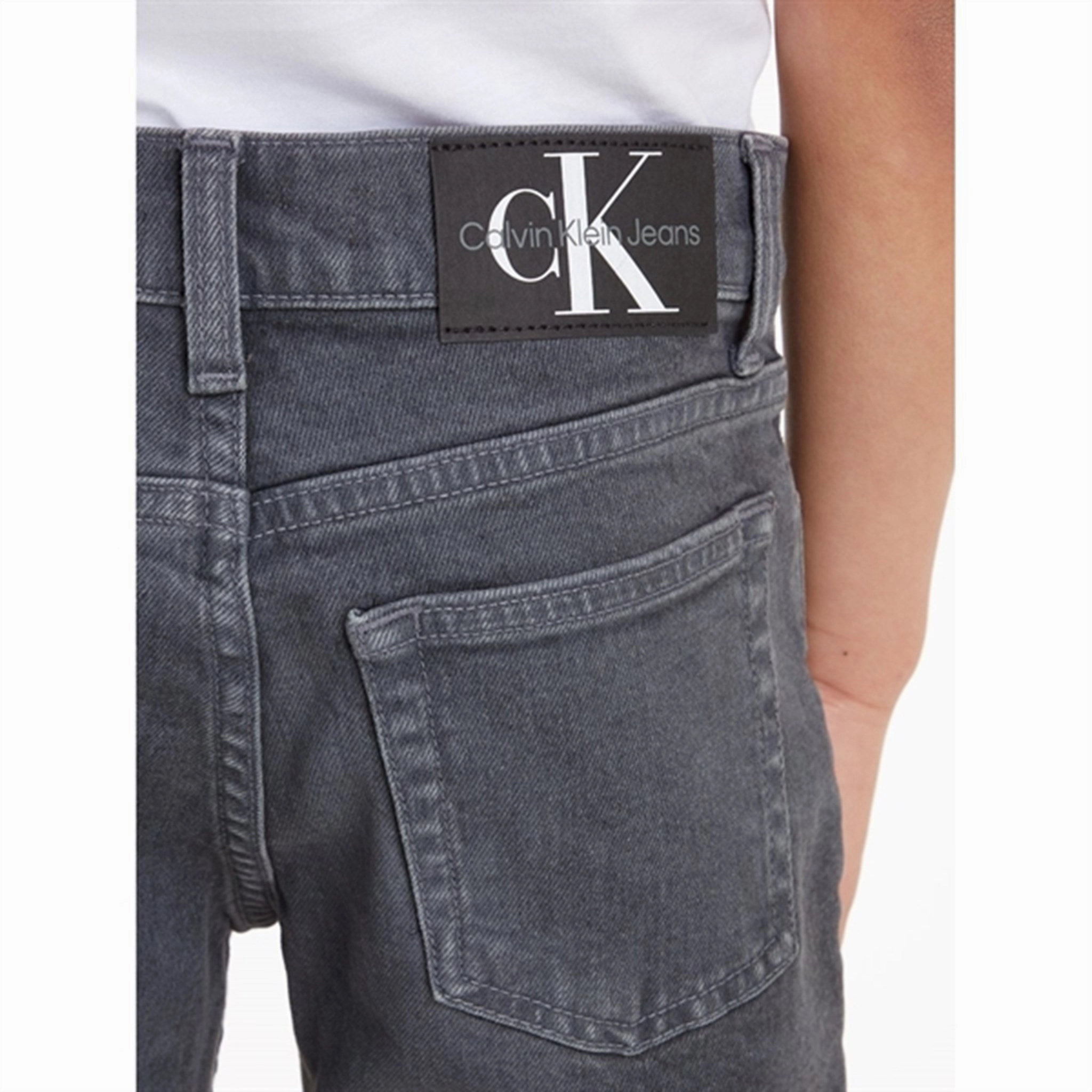 Calvin Klein Dad Pants Grey Dark Overdyed Everyday Party Look Street Fashion Parent Style