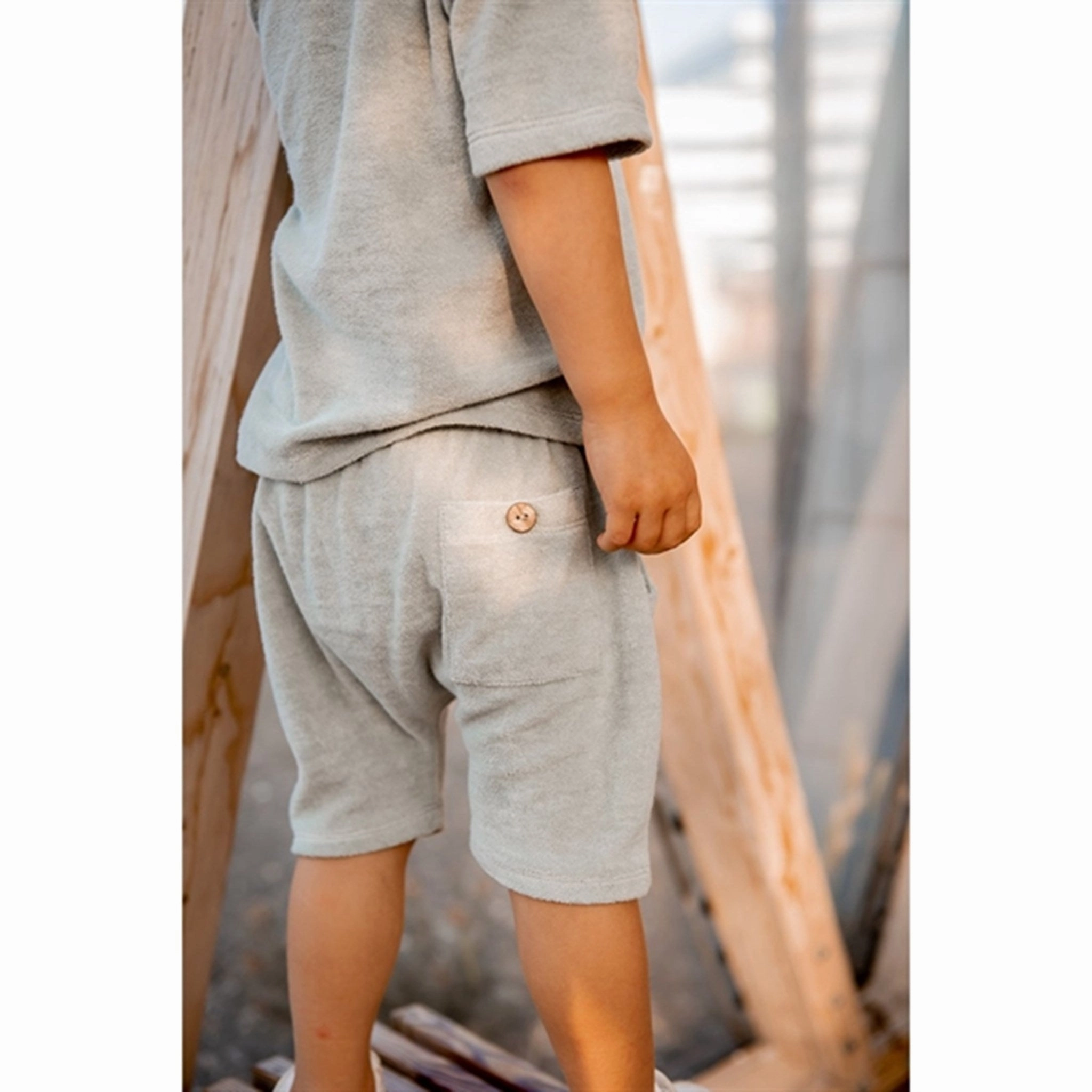 DoubleLayeredCollar Fliink Dusty Green Teddy T-Shirt