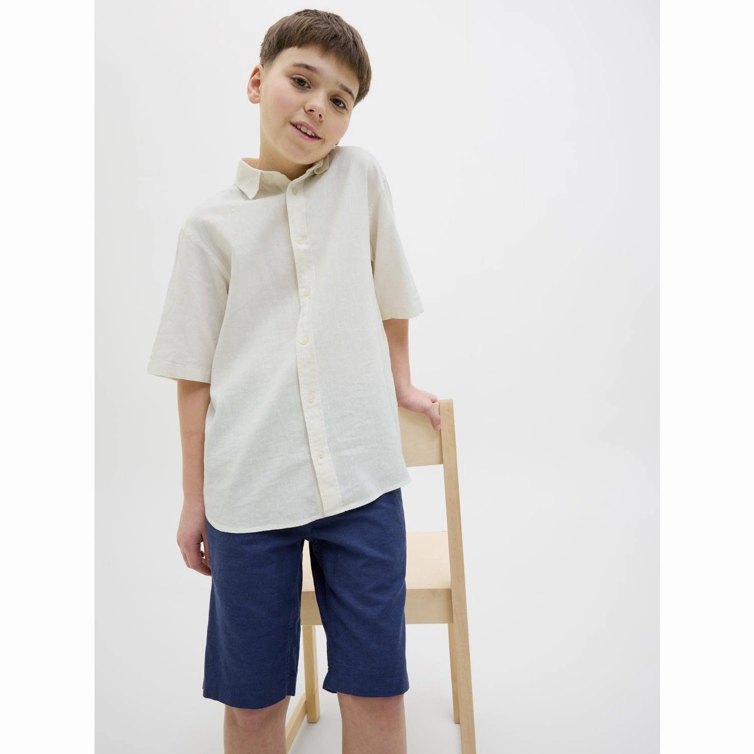 Timeless elegance Classy Detail Jack & Jones Junior Antique White Jorparos Oversized Shirt Ss Jnr