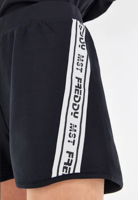 Freddy Short un felpa leggera elasticizzata con banda S2WMAP1 N black Balanced Fit Gym Wear